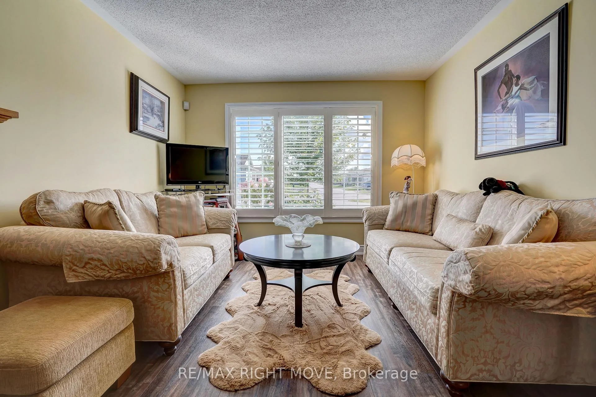 Photo 4 of 23 Sinclair Crescent, Ramara, Atherley — HOMEH