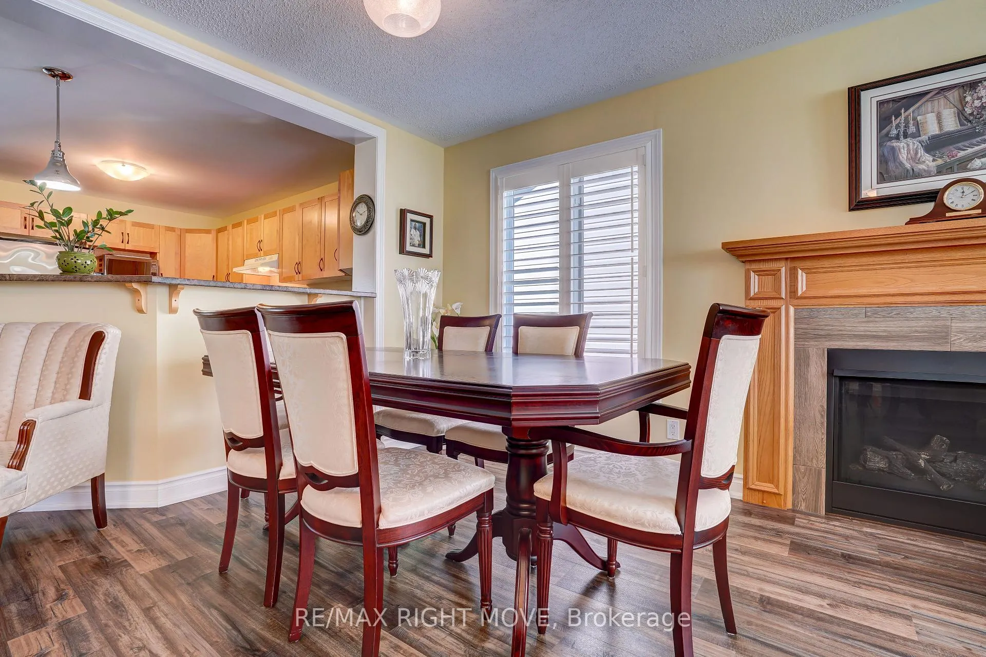 Photo 6 of 23 Sinclair Crescent, Ramara, Atherley — HOMEH