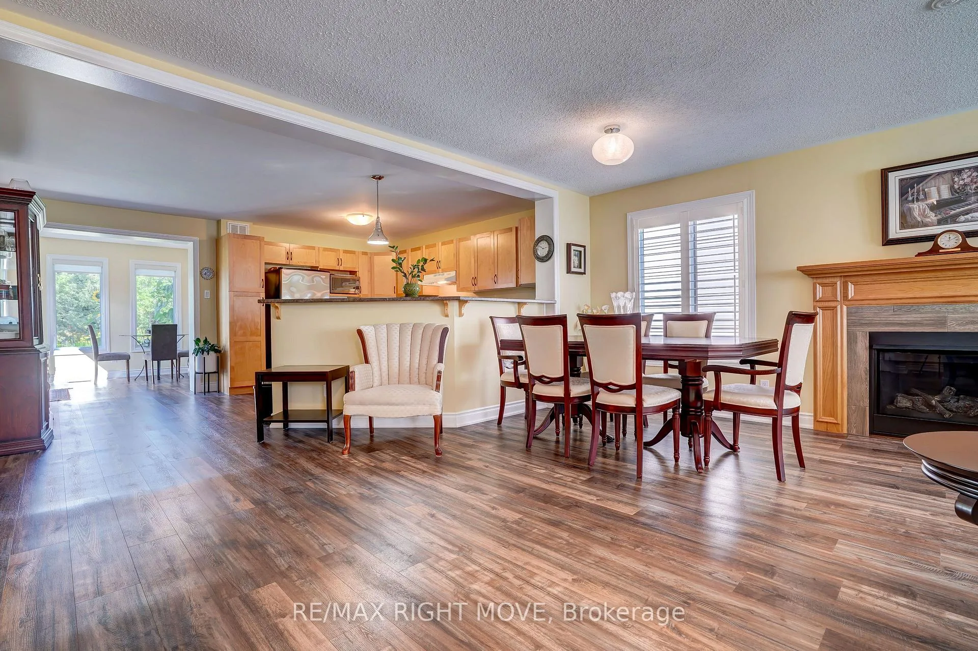 Photo 7 of 23 Sinclair Crescent, Ramara, Atherley — HOMEH
