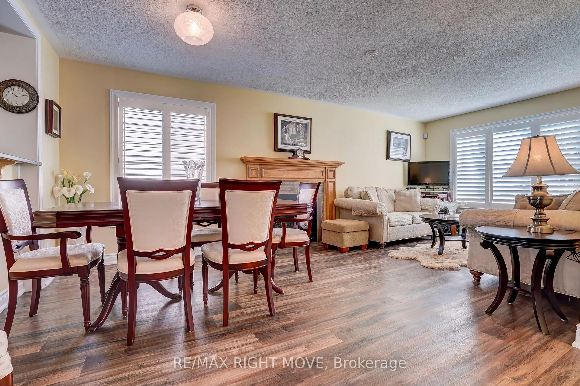 Photo 8 of 23 Sinclair Crescent, Ramara, Atherley — HOMEH
