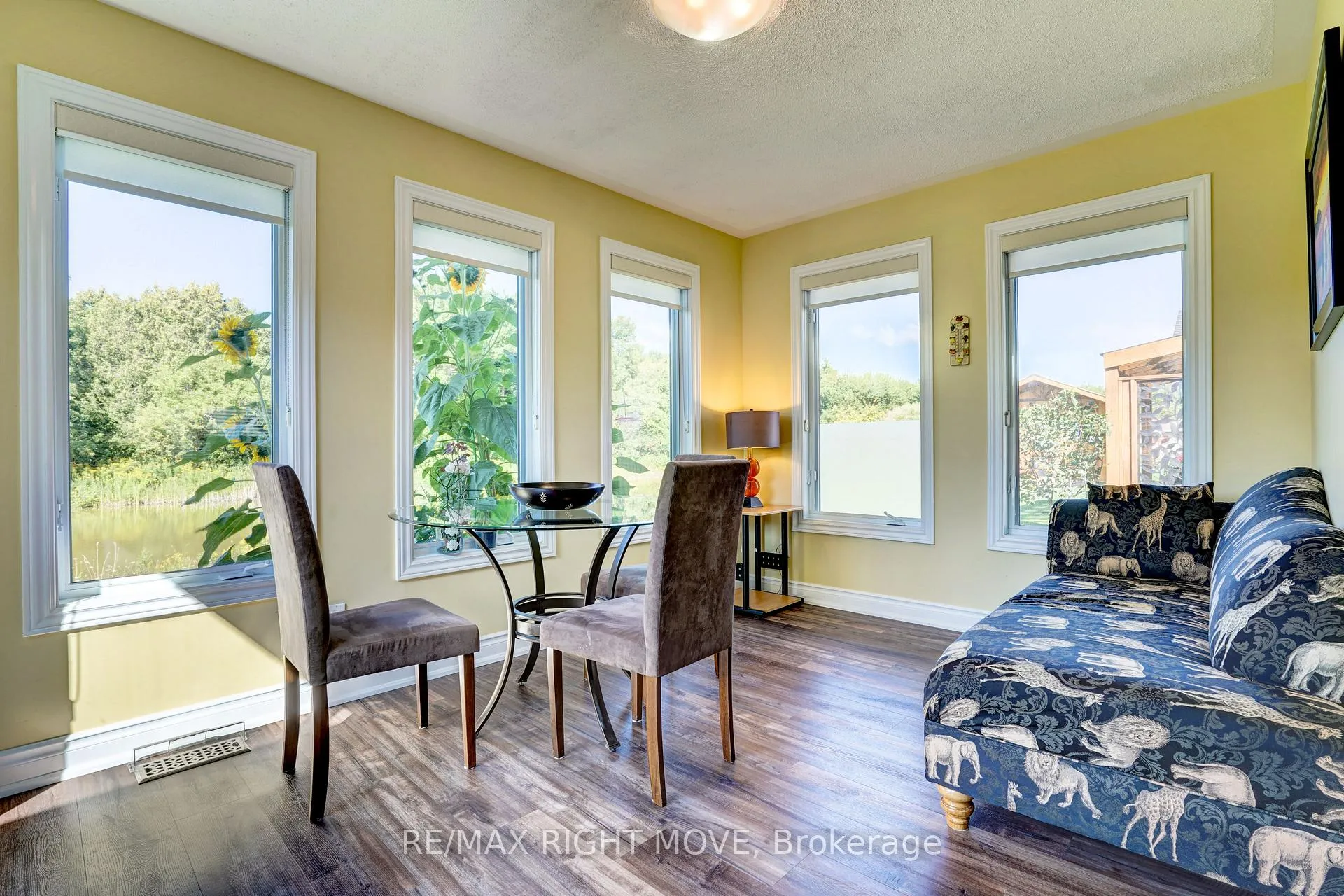 Photo 11 of 23 Sinclair Crescent, Ramara, Atherley — HOMEH