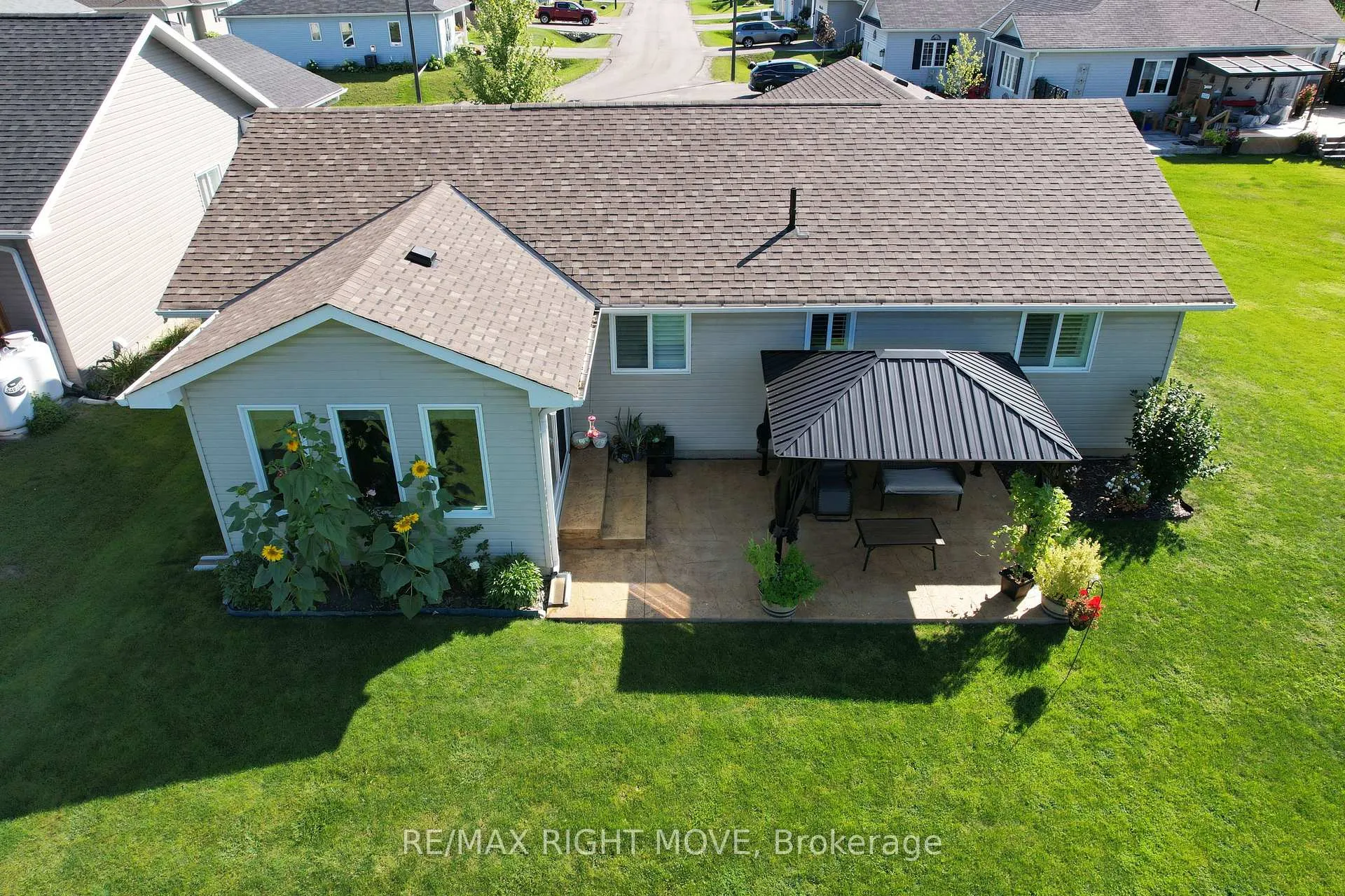 Photo 30 of 23 Sinclair Crescent, Ramara, Atherley — HOMEH