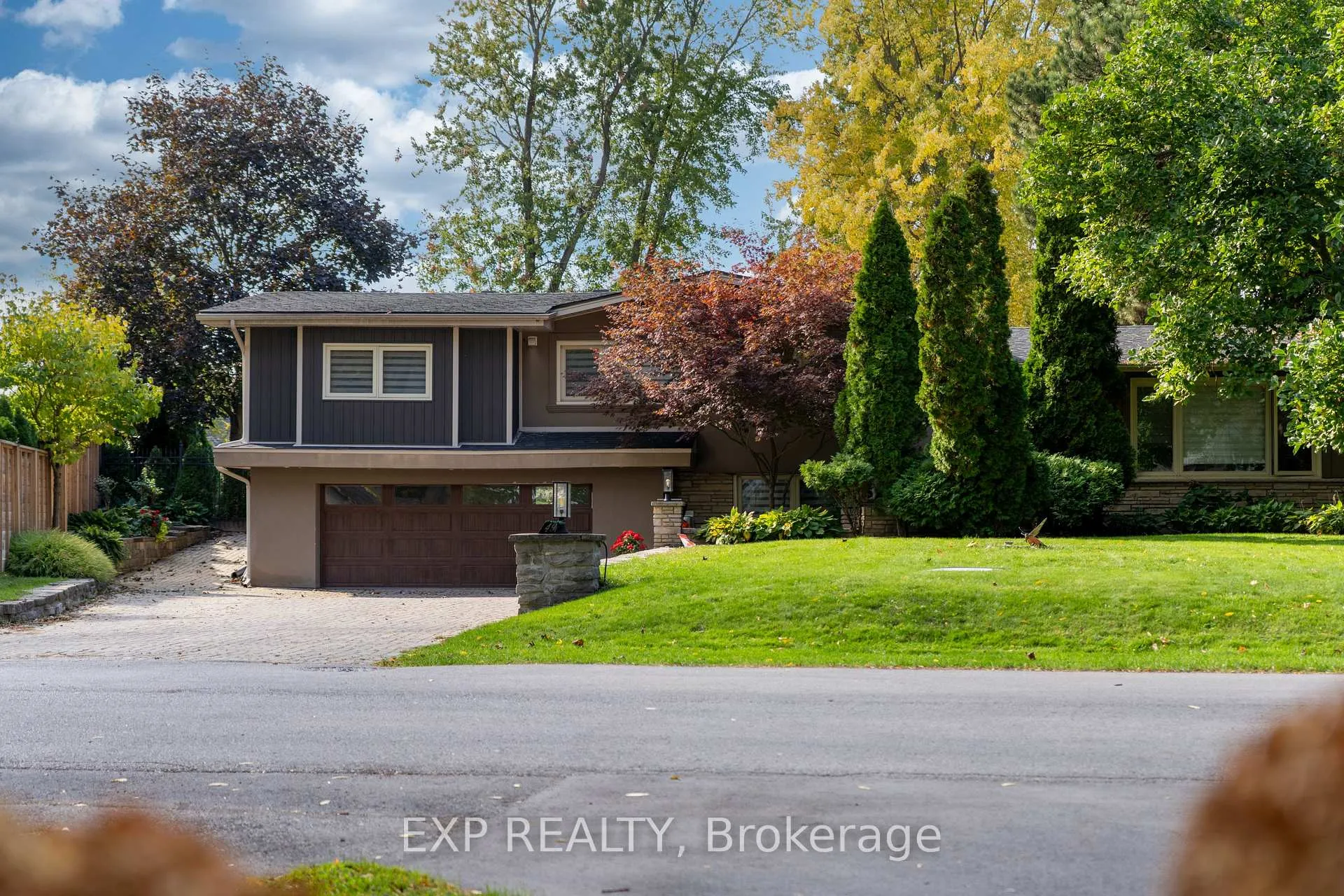 Photo 1 of 49 Simpson Road, St. Catharines, Lakeshore — HOMEH