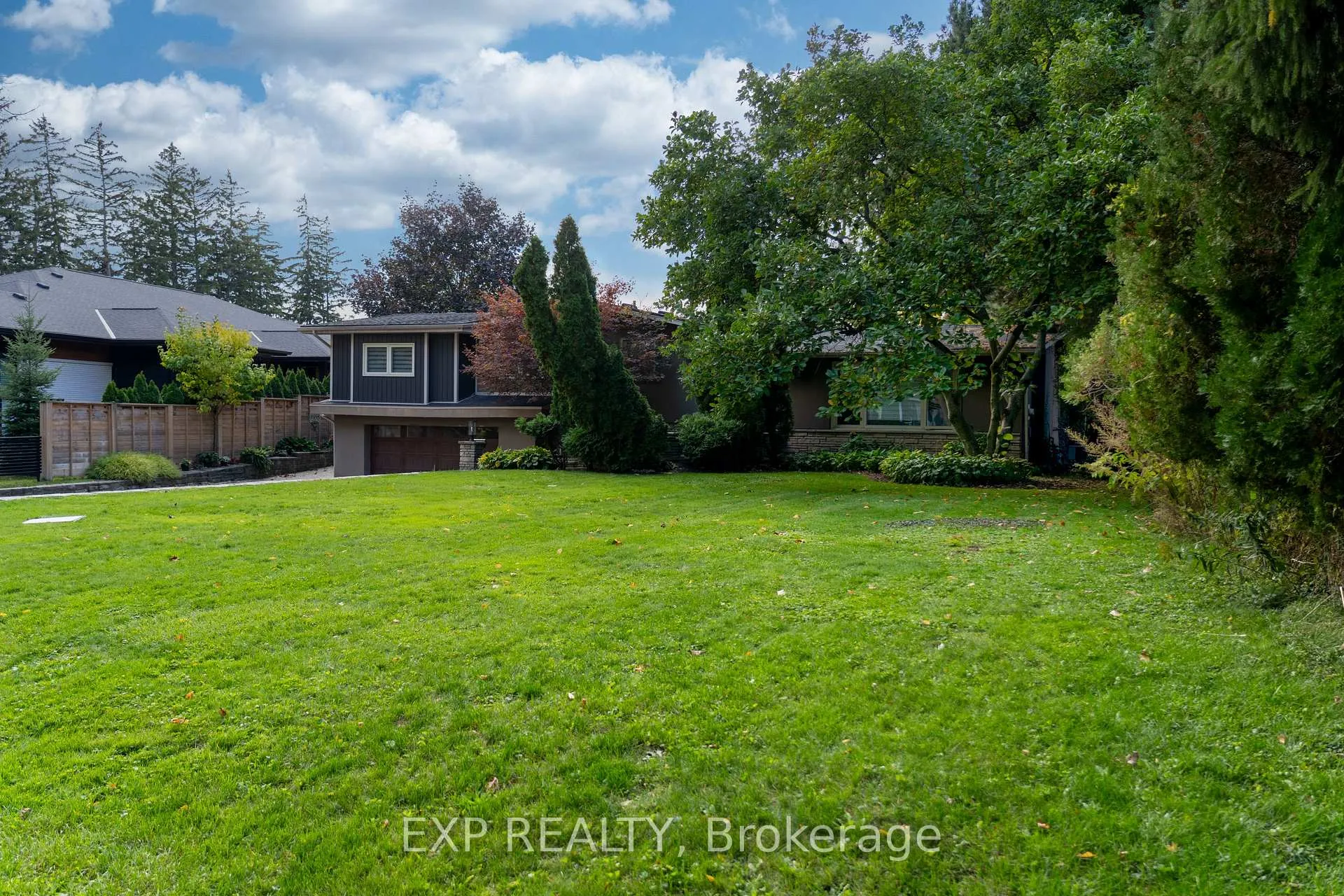 Photo 2 of 49 Simpson Road, St. Catharines, Lakeshore — HOMEH