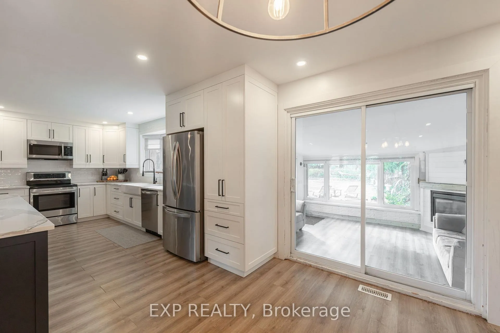 Photo 9 of 49 Simpson Road, St. Catharines, Lakeshore — HOMEH