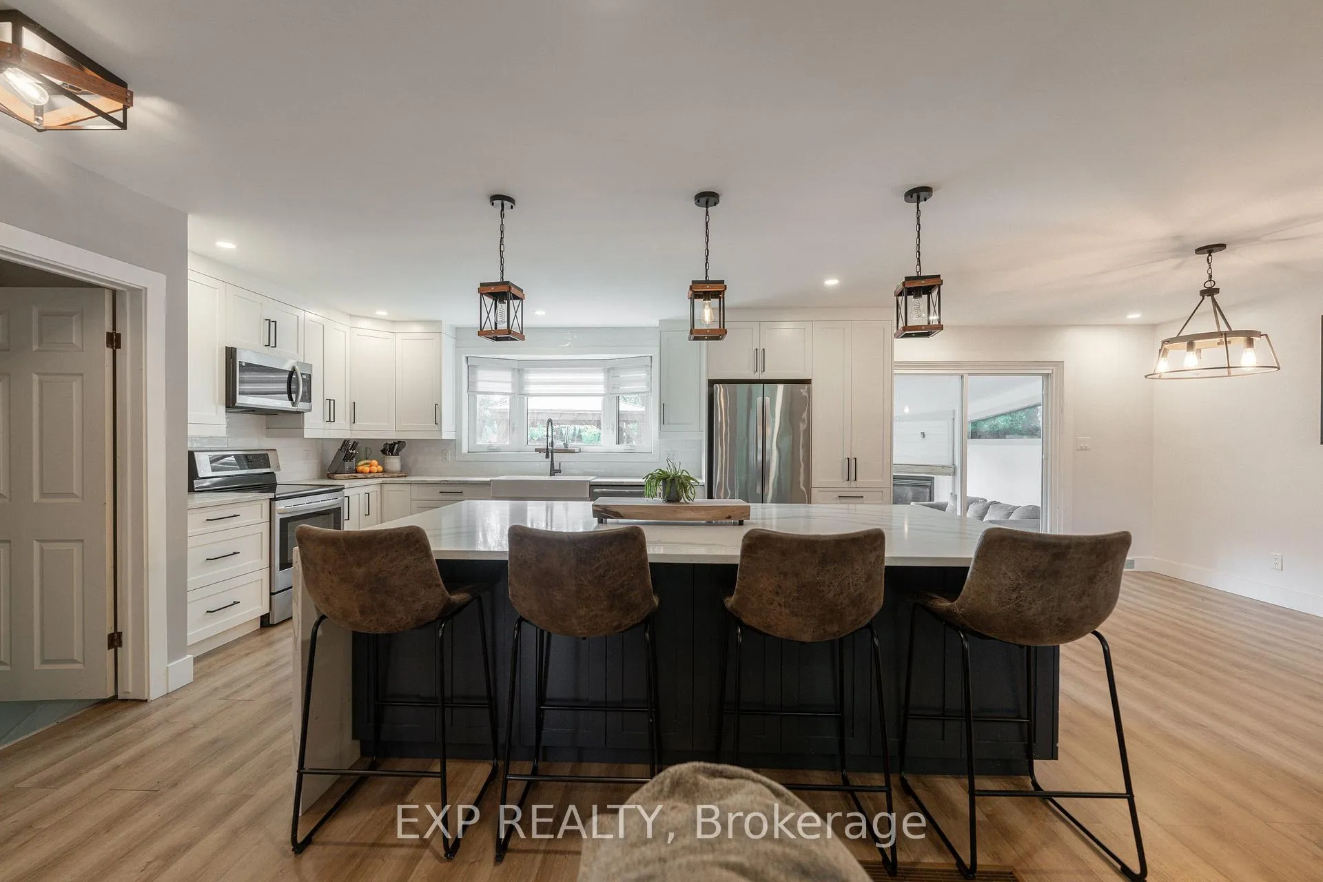 Photo 12 of 49 Simpson Road, St. Catharines, Lakeshore — HOMEH