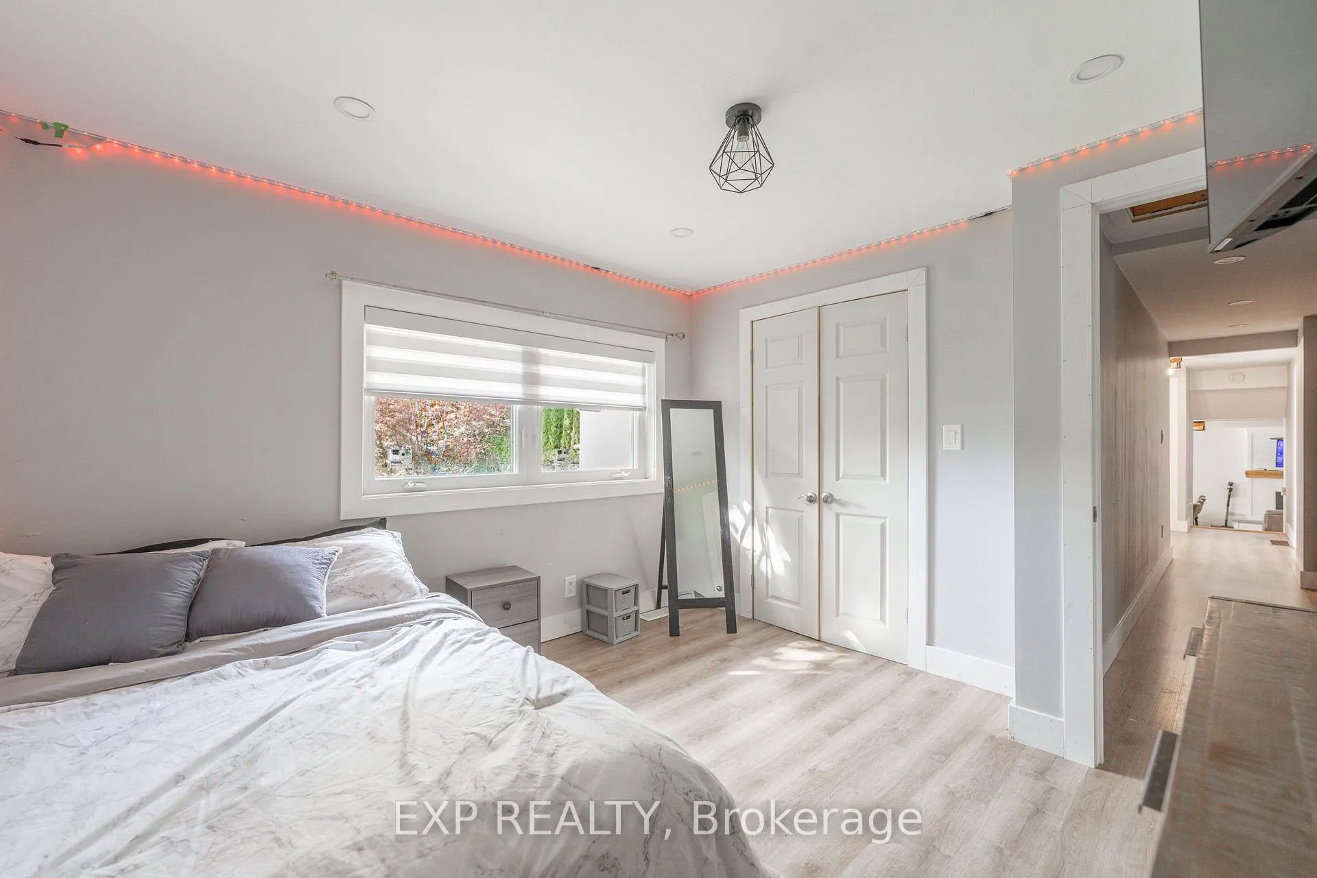 Photo 25 of 49 Simpson Road, St. Catharines, Lakeshore — HOMEH