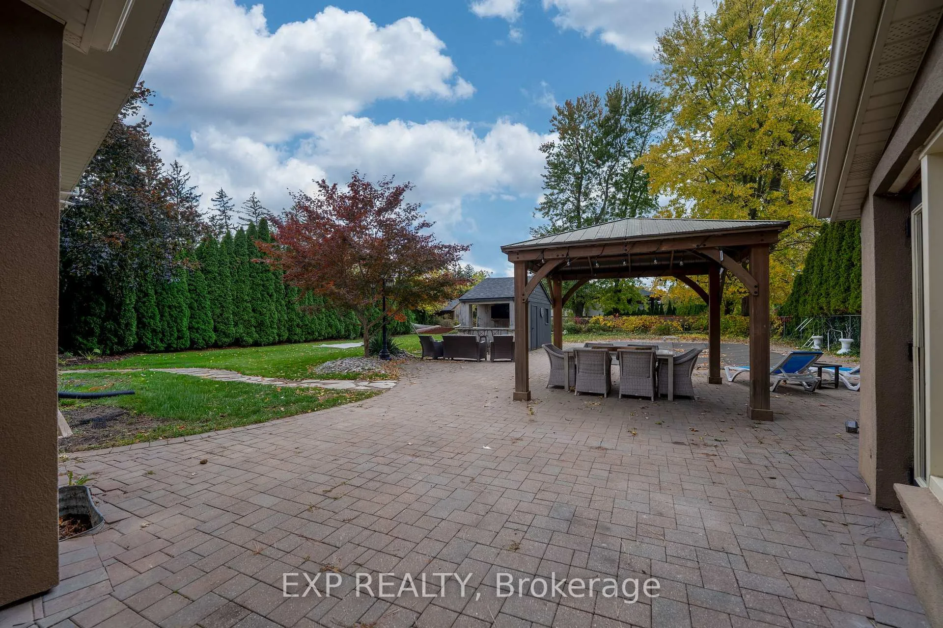 Photo 39 of 49 Simpson Road, St. Catharines, Lakeshore — HOMEH