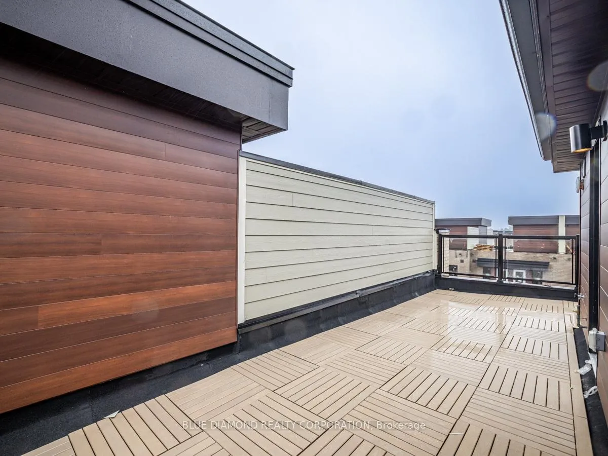 Photo 16 of 155 Credit Lane, Richmond Hill, Jefferson — HOMEH