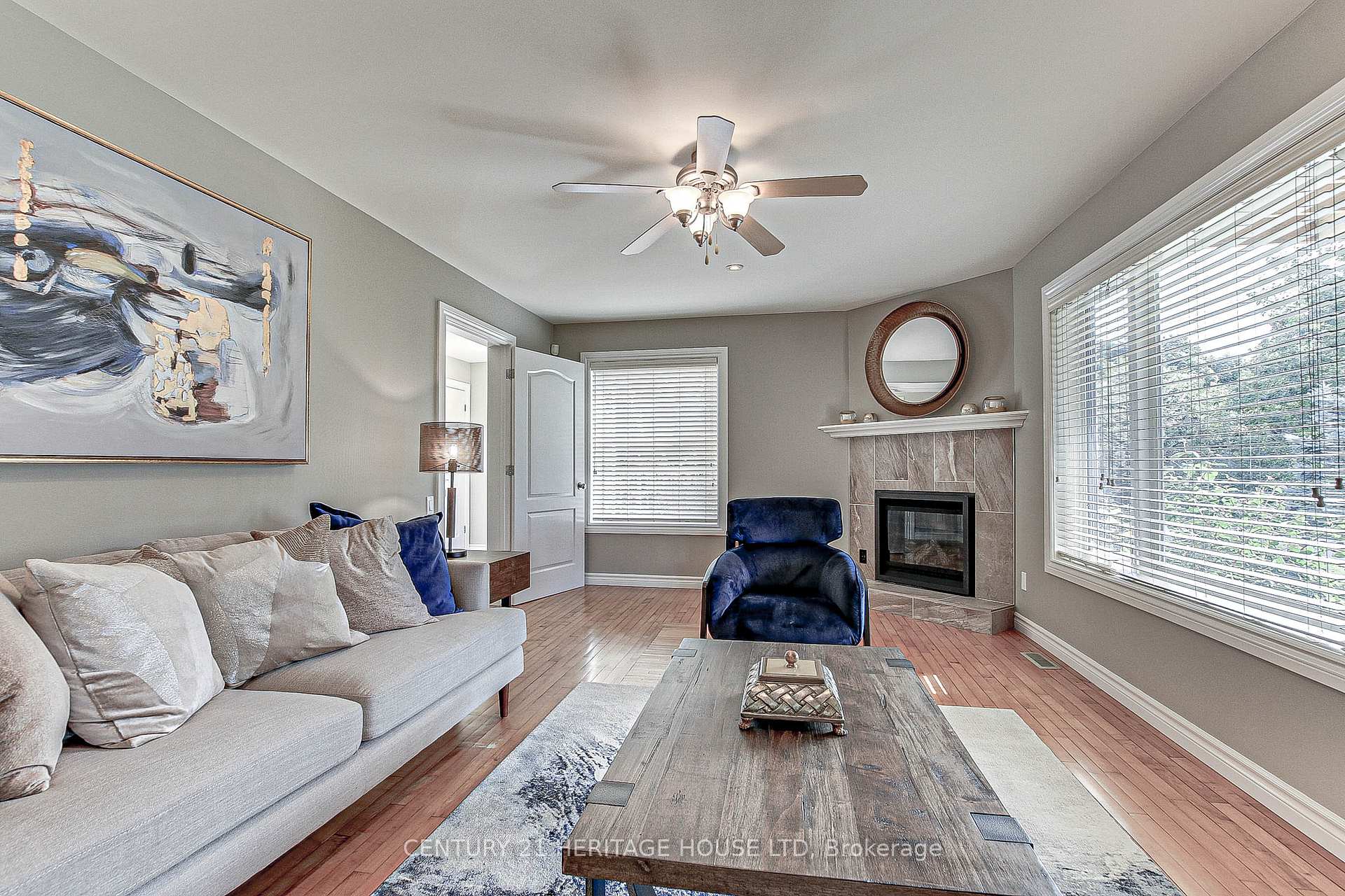 Photo 3 of 641 George Street W, Central Elgin, Rural Central Elgin — HOMEH