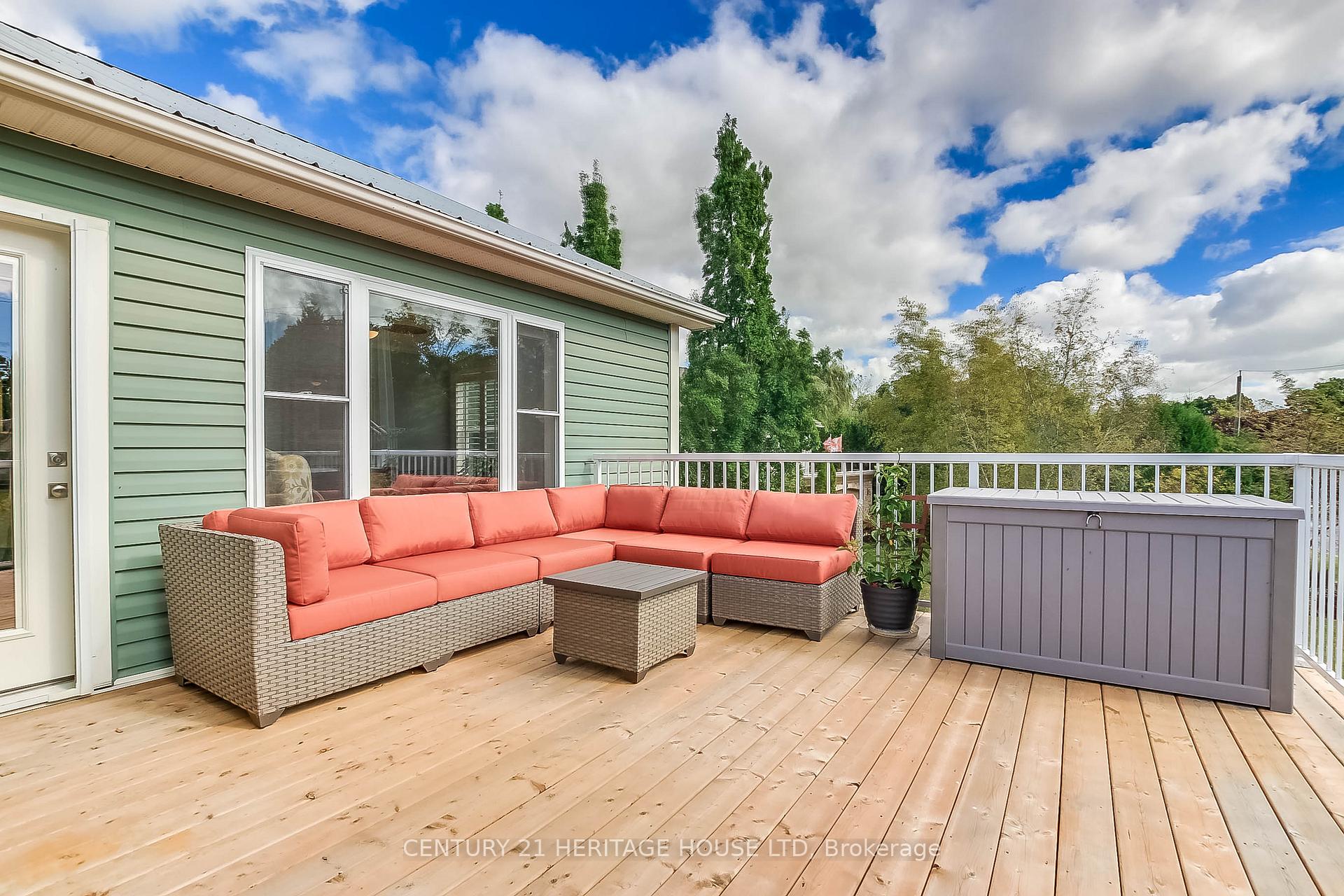 Photo 28 of 641 George Street W, Central Elgin, Rural Central Elgin — HOMEH