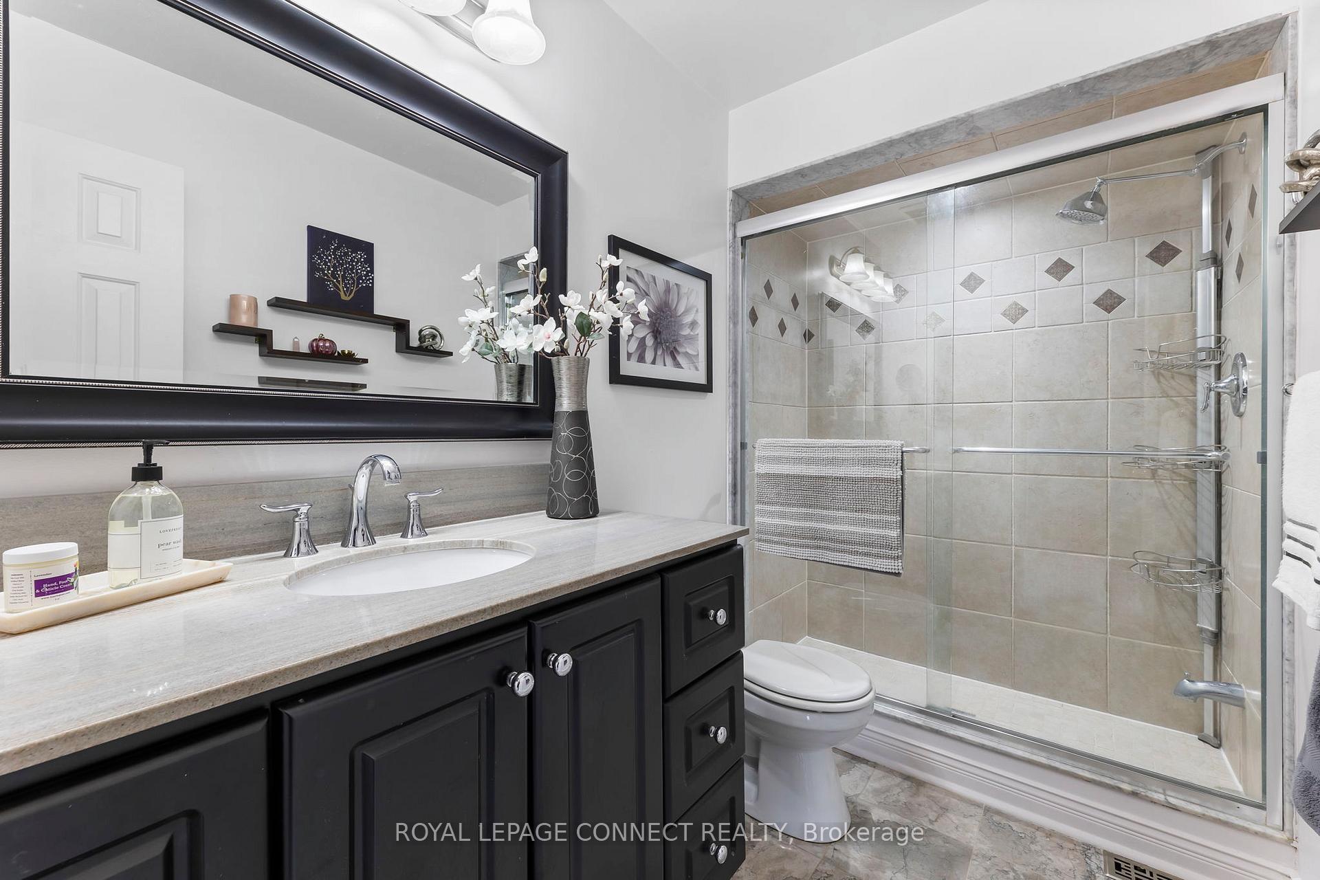 Photo 17 of 72 Wright Crescent, Ajax, Central — HOMEH