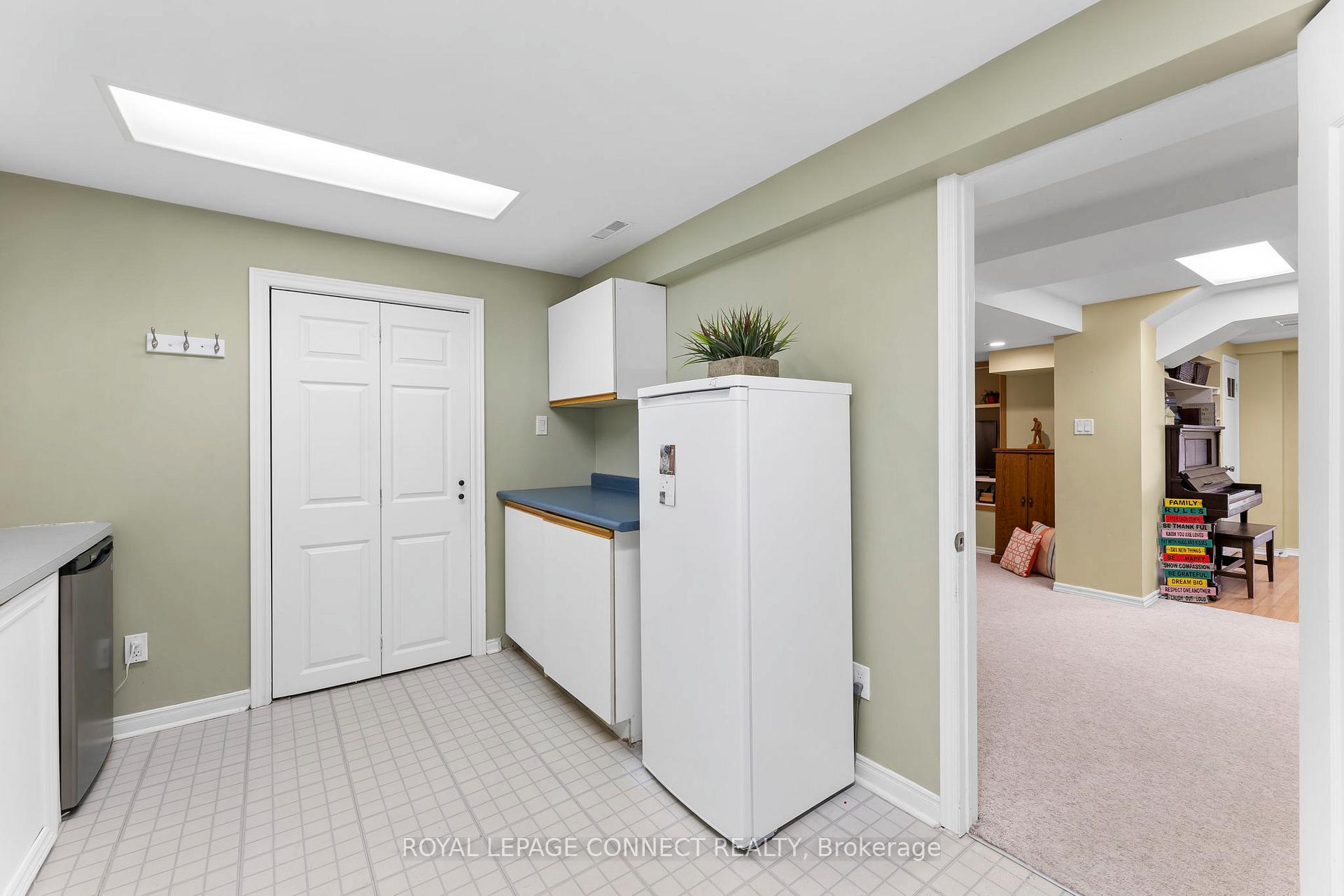 Photo 29 of 72 Wright Crescent, Ajax, Central — HOMEH