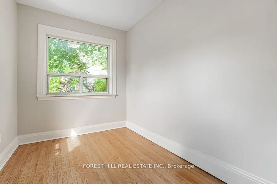 Photo 25 of 2 Esgore Drive, Toronto, Bedford Park-Nortown — HOMEH