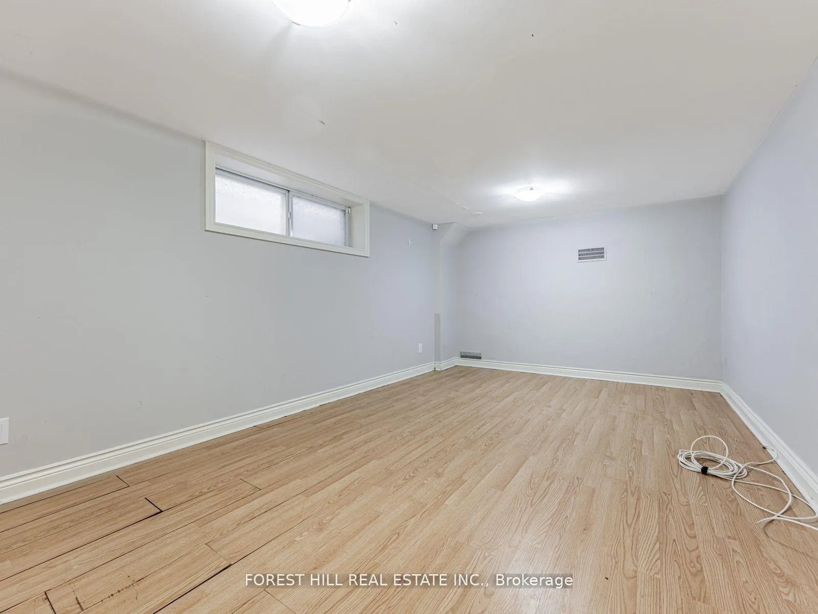 Photo 27 of 2 Esgore Drive, Toronto, Bedford Park-Nortown — HOMEH