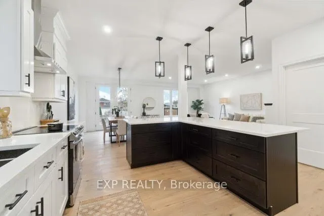 Photo 10 of 186 Cedardale Avenue, Hamilton, Stoney Creek — HOMEH