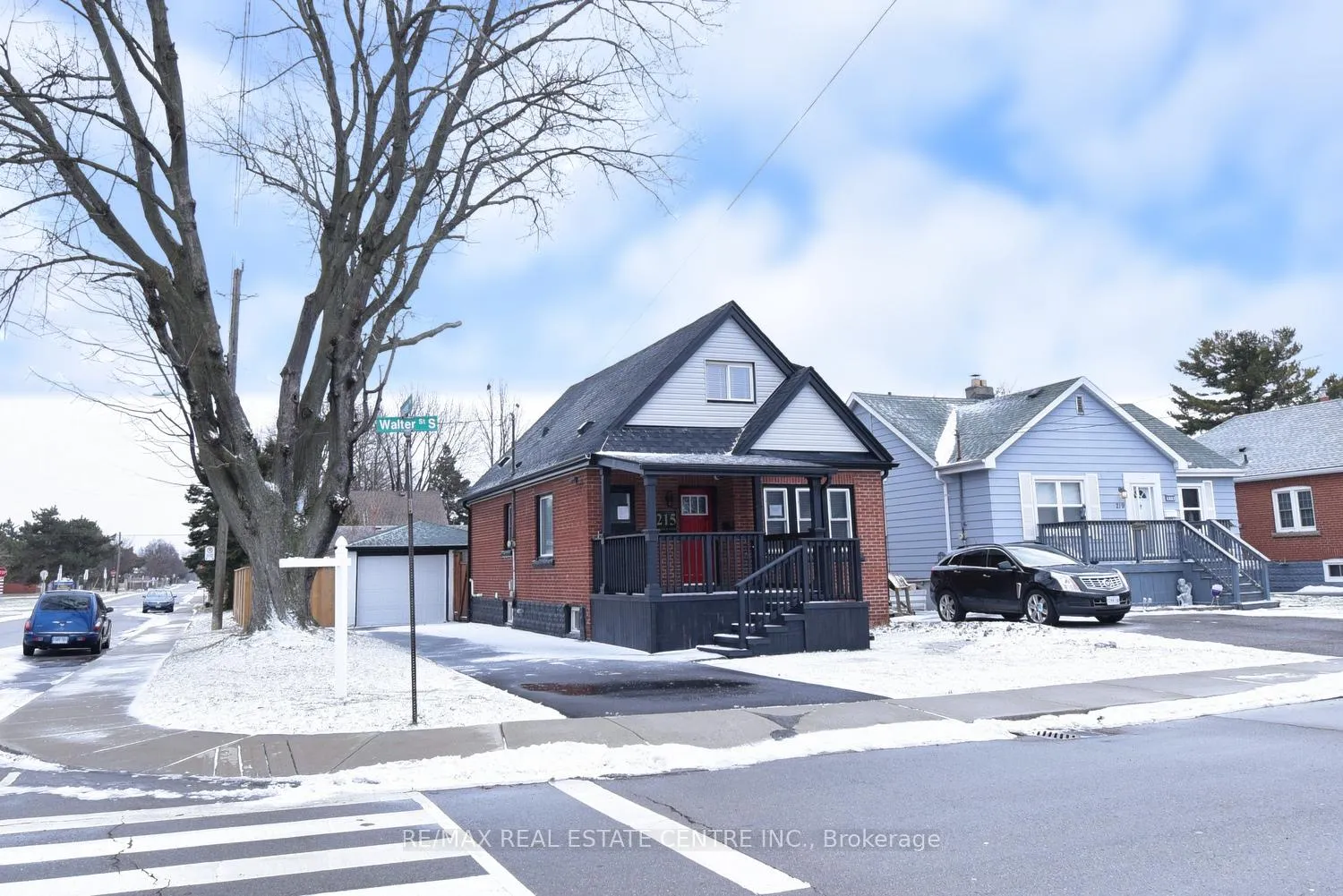 Photo 34 of 215 Walter Avenue S, Hamilton, Glenview — HOMEH
