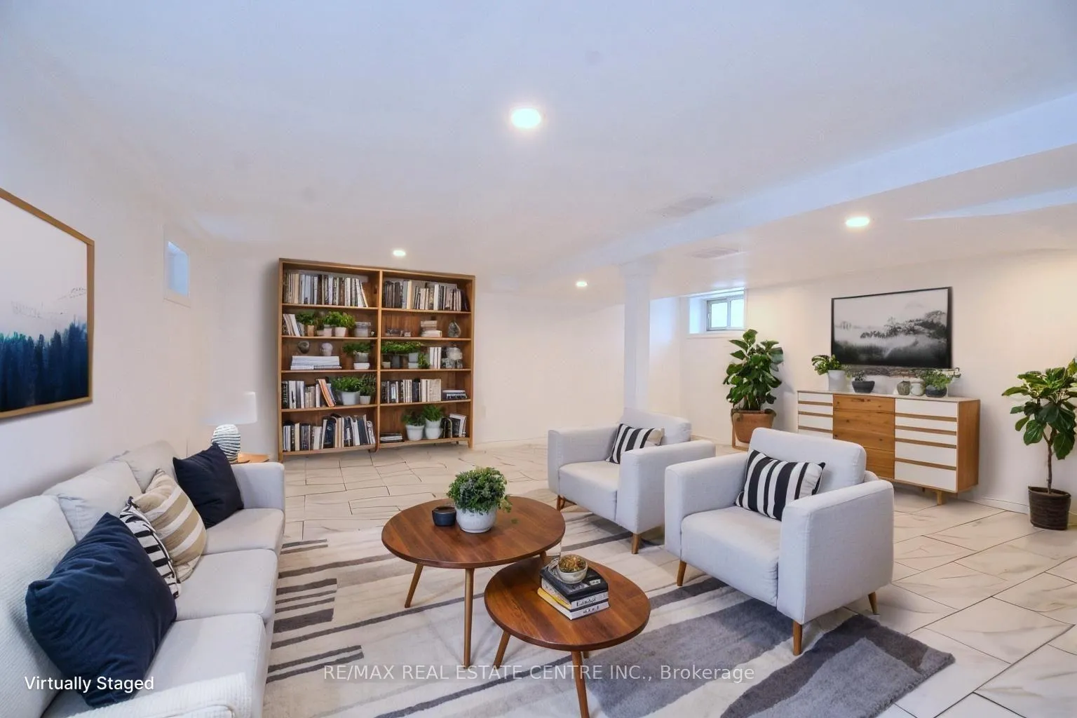 Photo 19 of 215 Walter Avenue S, Hamilton, Glenview — HOMEH