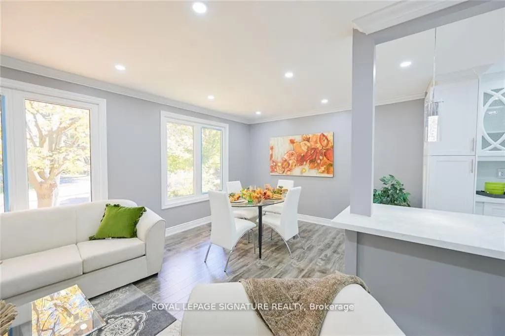 Photo 4 of 184 Greencedar Drive, Hamilton, Gurnett — HOMEH