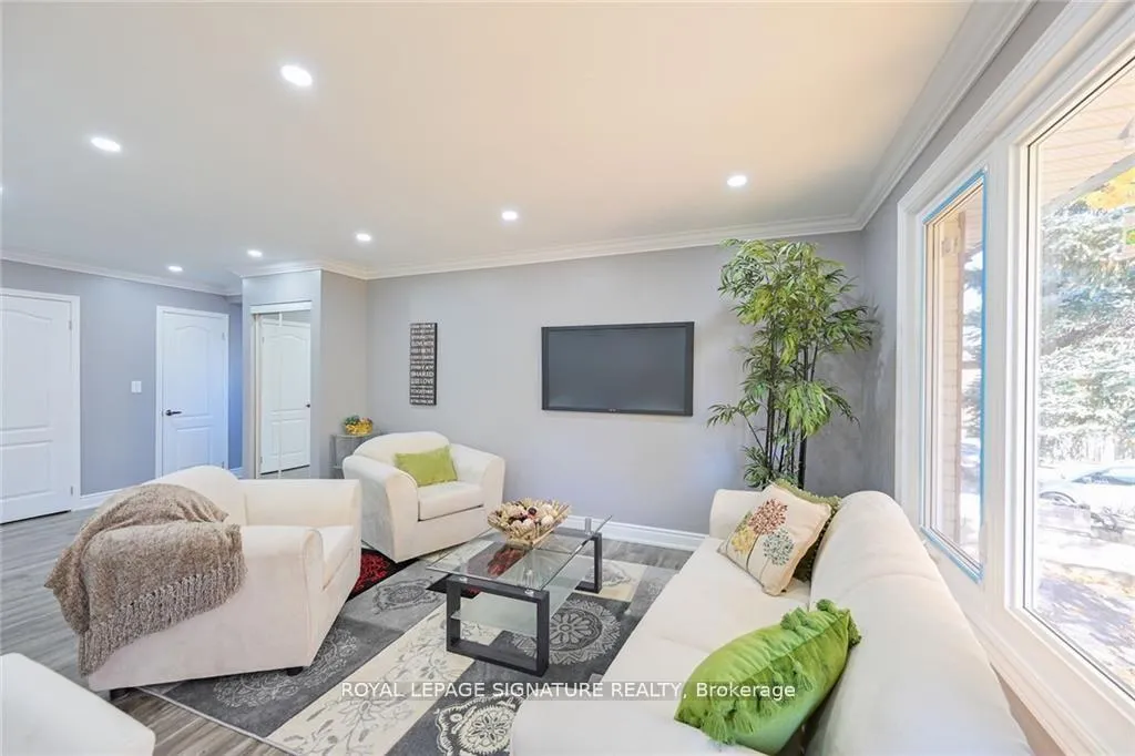 Photo 8 of 184 Greencedar Drive, Hamilton, Gurnett — HOMEH