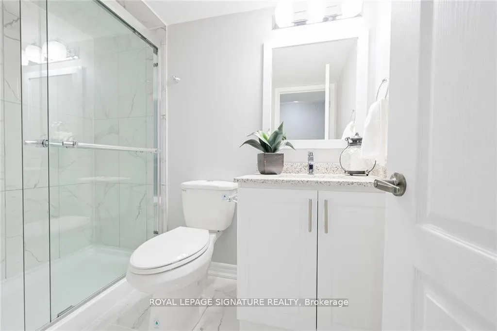 Photo 12 of 184 Greencedar Drive, Hamilton, Gurnett — HOMEH
