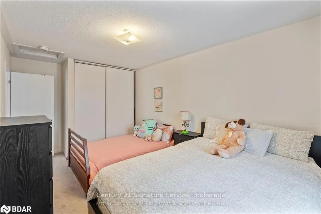 Photo 29 of 42 Bedford Estates Crescent, Barrie, Bayshore — HOMEH