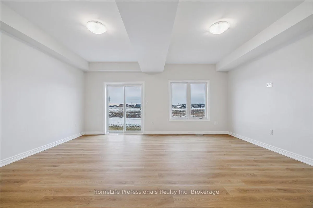 Photo 14 of 85 Elvira Way, Thorold, Rolling Meadows — HOMEH