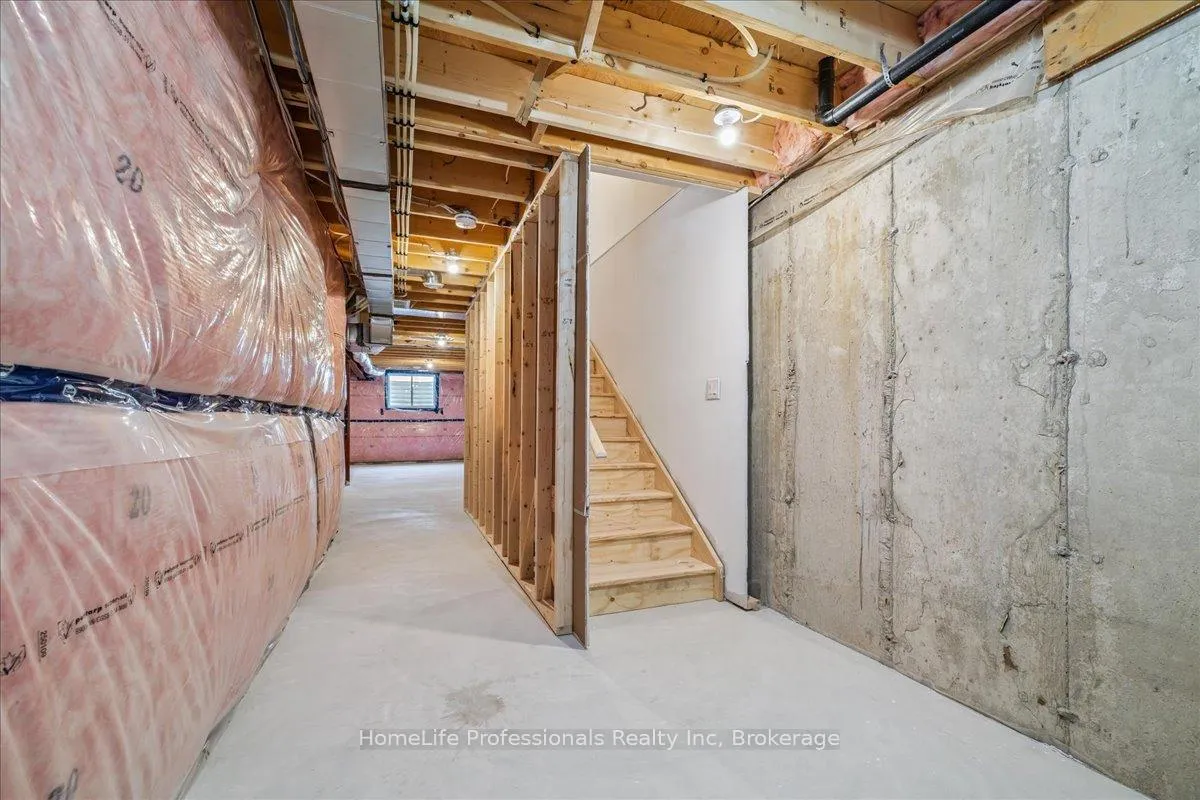 Photo 39 of 85 Elvira Way, Thorold, Rolling Meadows — HOMEH