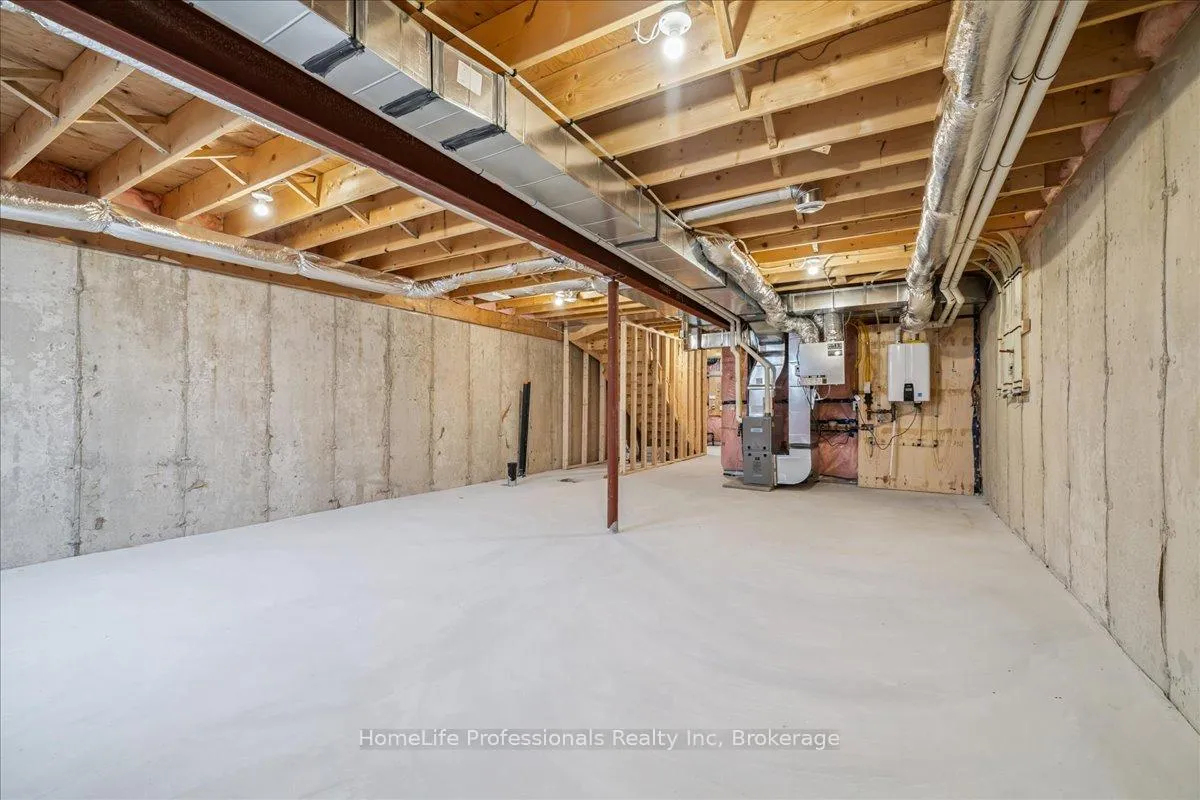 Photo 43 of 85 Elvira Way, Thorold, Rolling Meadows — HOMEH