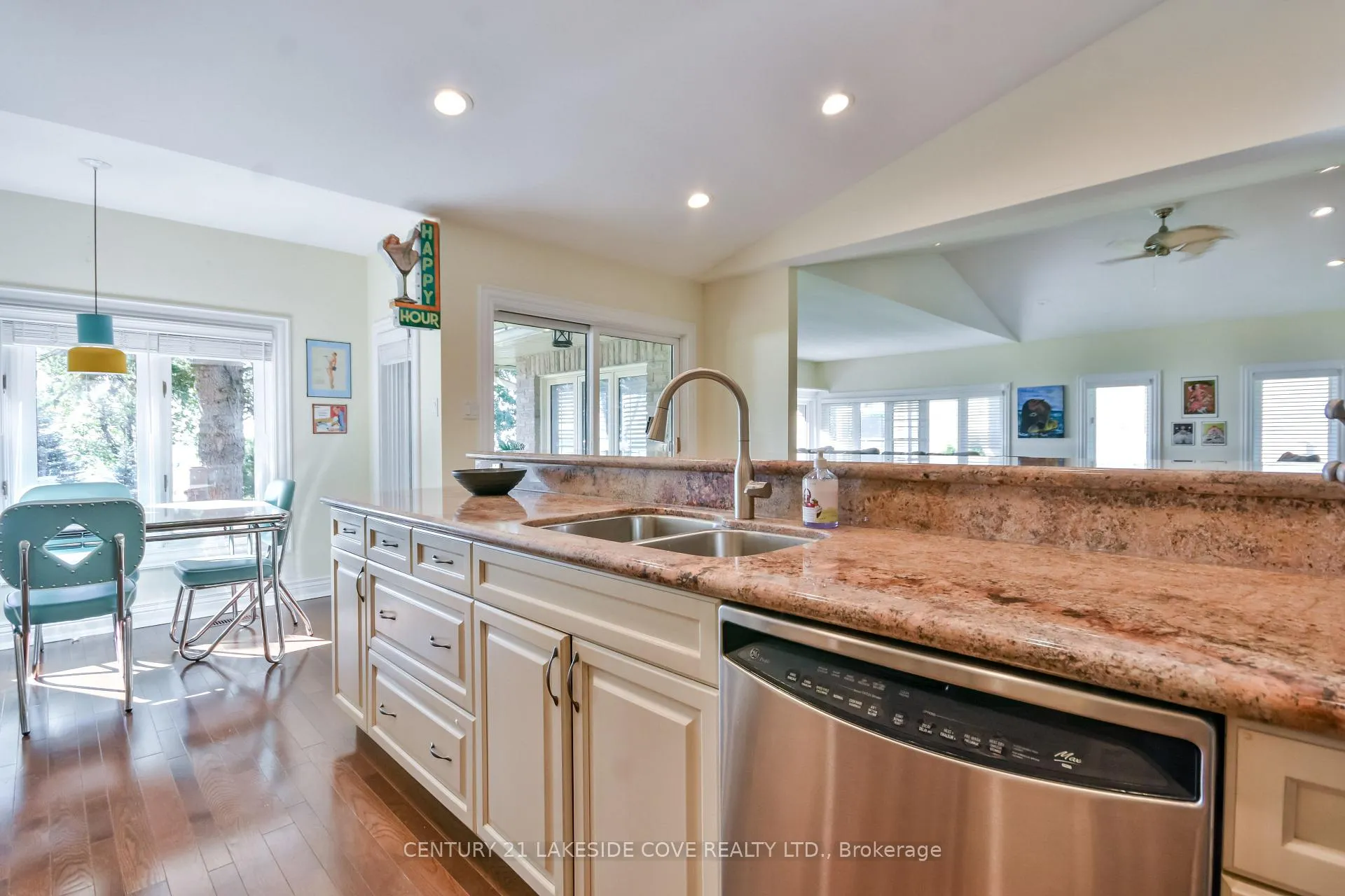 Photo 13 of 96 Bayshore Drive, Ramara, Brechin — HOMEH