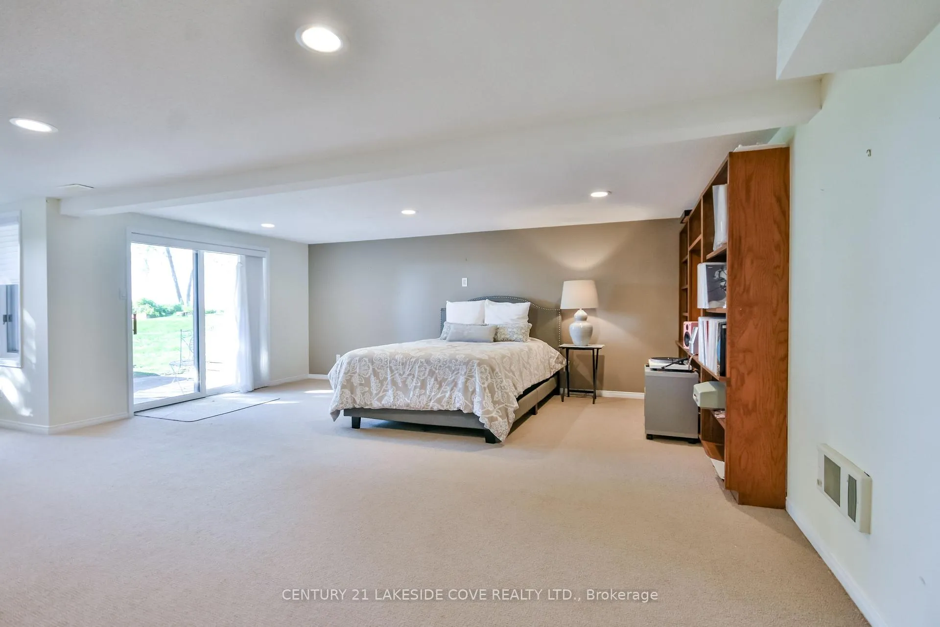 Photo 31 of 96 Bayshore Drive, Ramara, Brechin — HOMEH