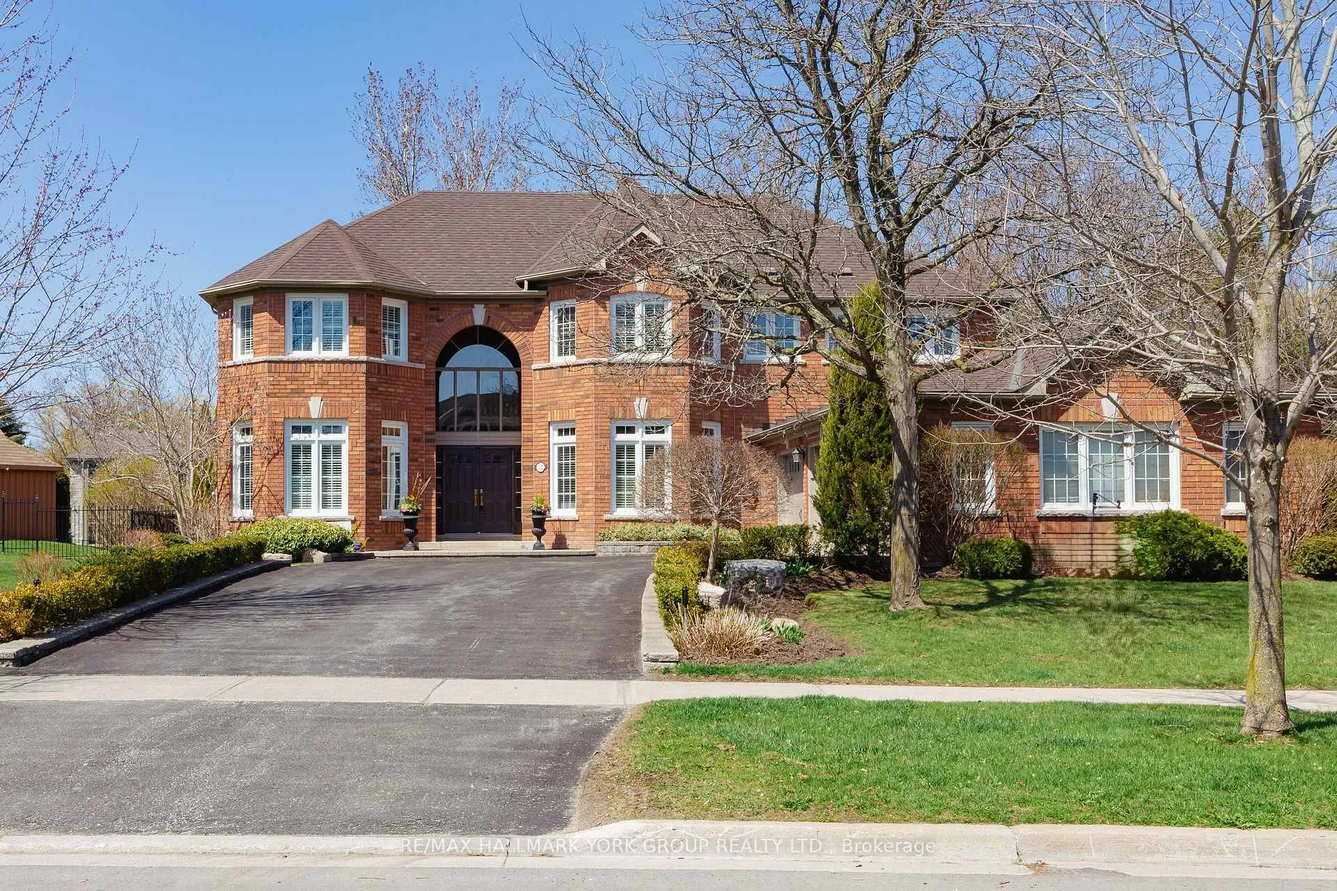 Photo 1 of 52 Forester Crescent, Markham, Cachet — HOMEH