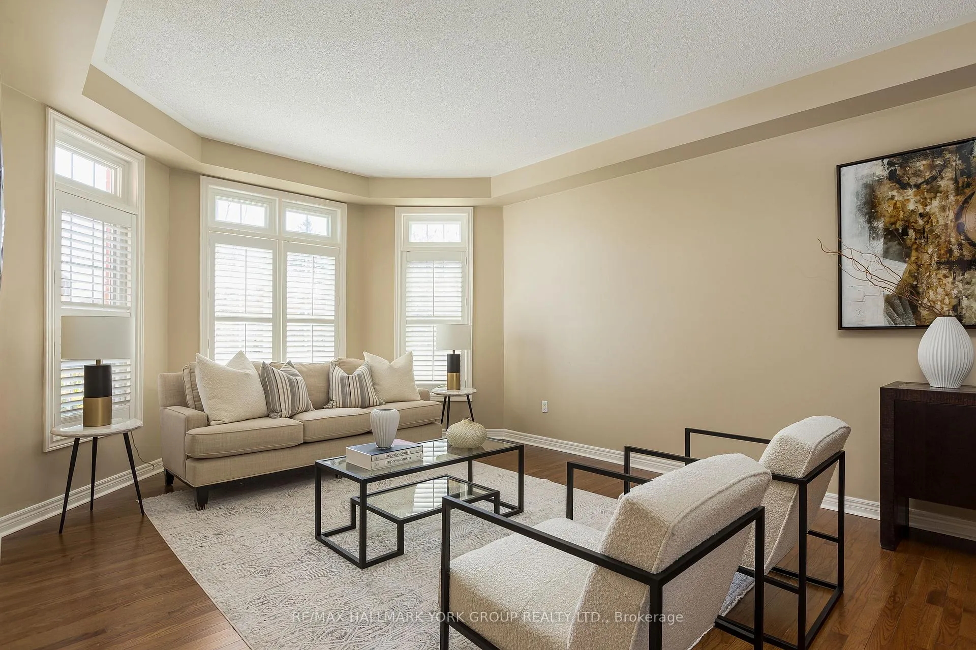 Photo 6 of 52 Forester Crescent, Markham, Cachet — HOMEH