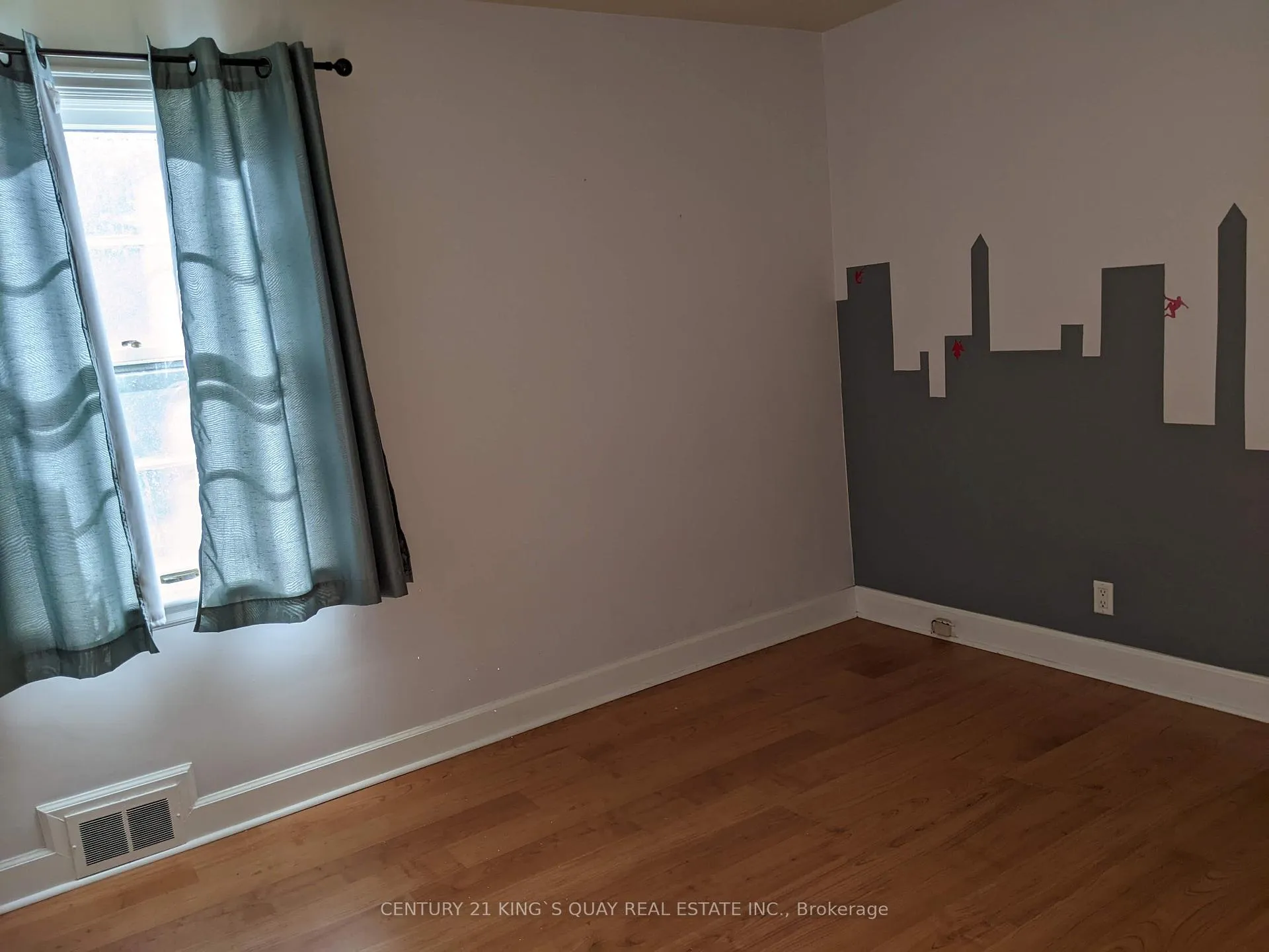 Photo 10 of 46 William Street, King, King City — HOMEH