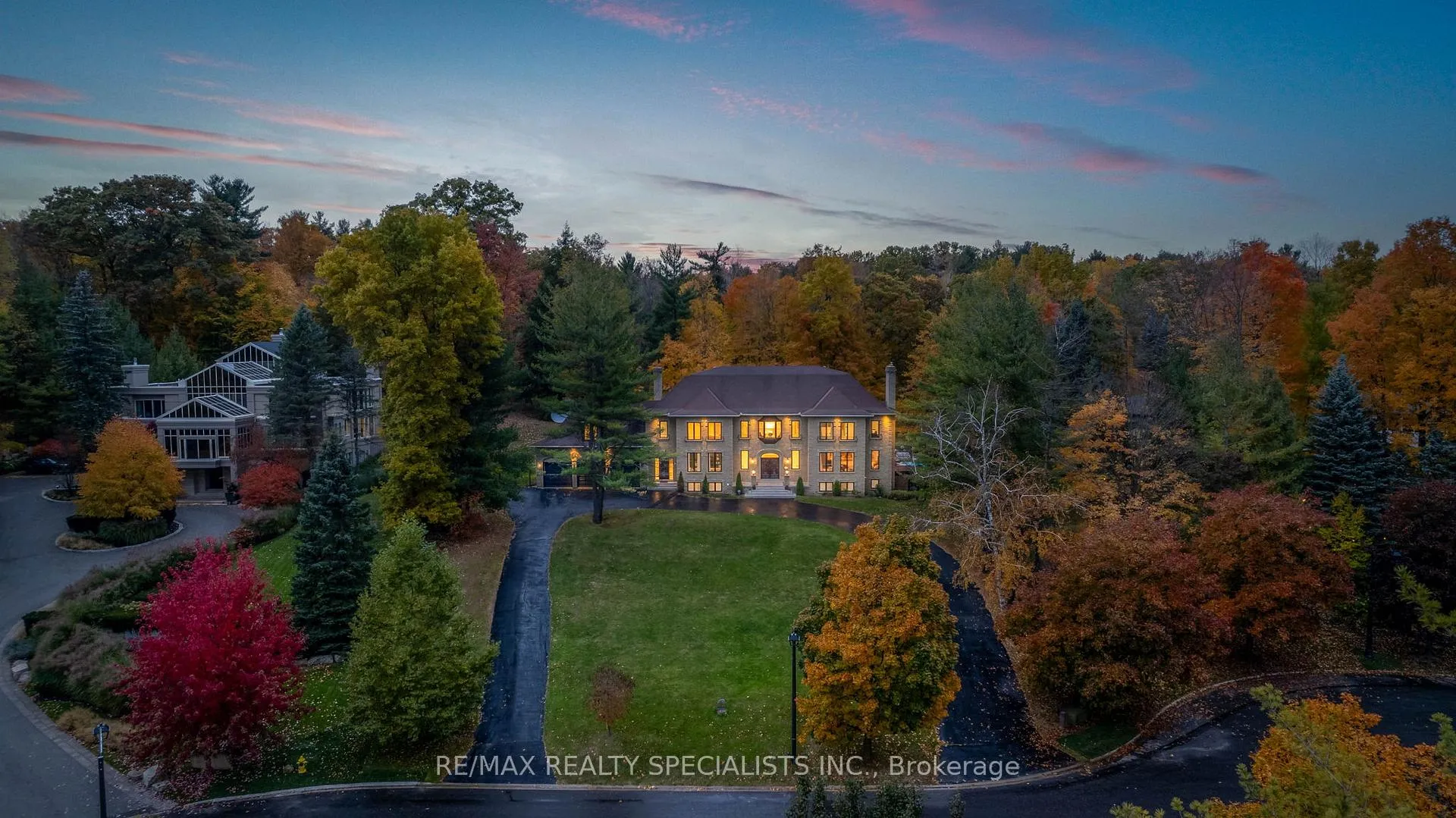 Front of 62 Silver Fox Place