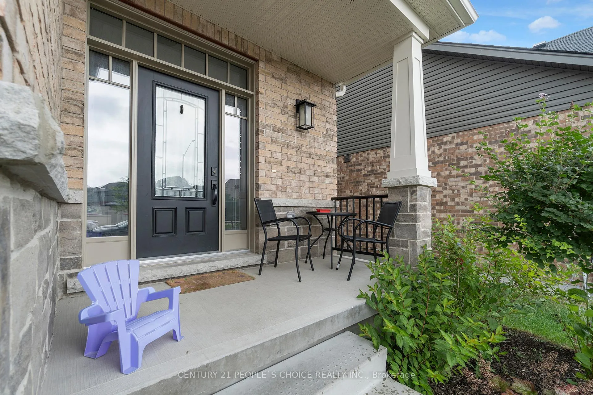 Photo 3 of 23 Pennell Drive, Barrie, Ardagh — HOMEH
