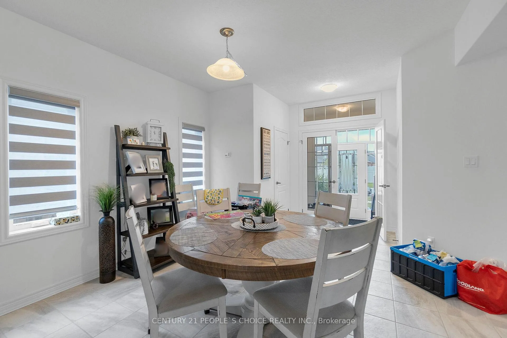 Photo 7 of 23 Pennell Drive, Barrie, Ardagh — HOMEH