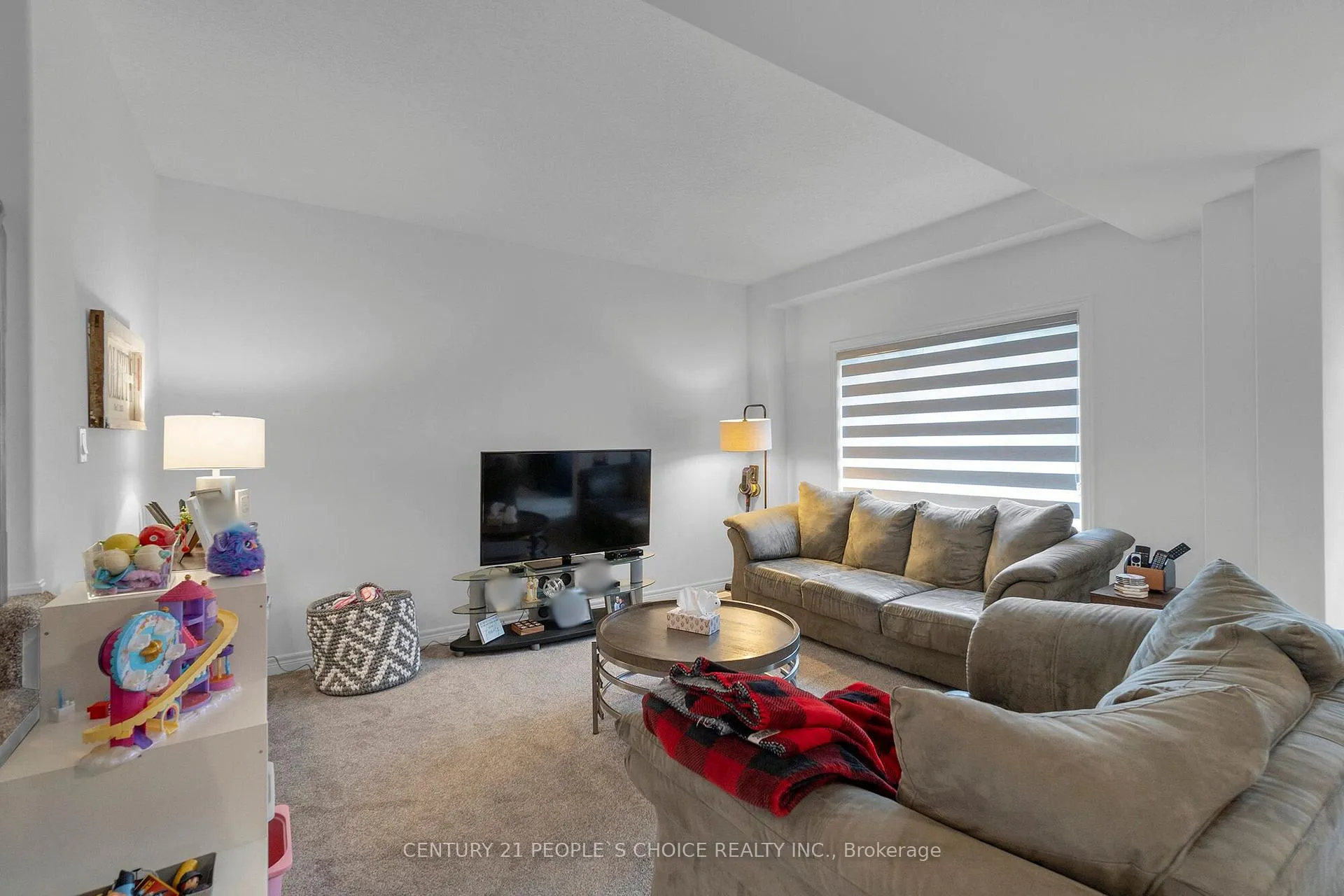 Photo 14 of 23 Pennell Drive, Barrie, Ardagh — HOMEH
