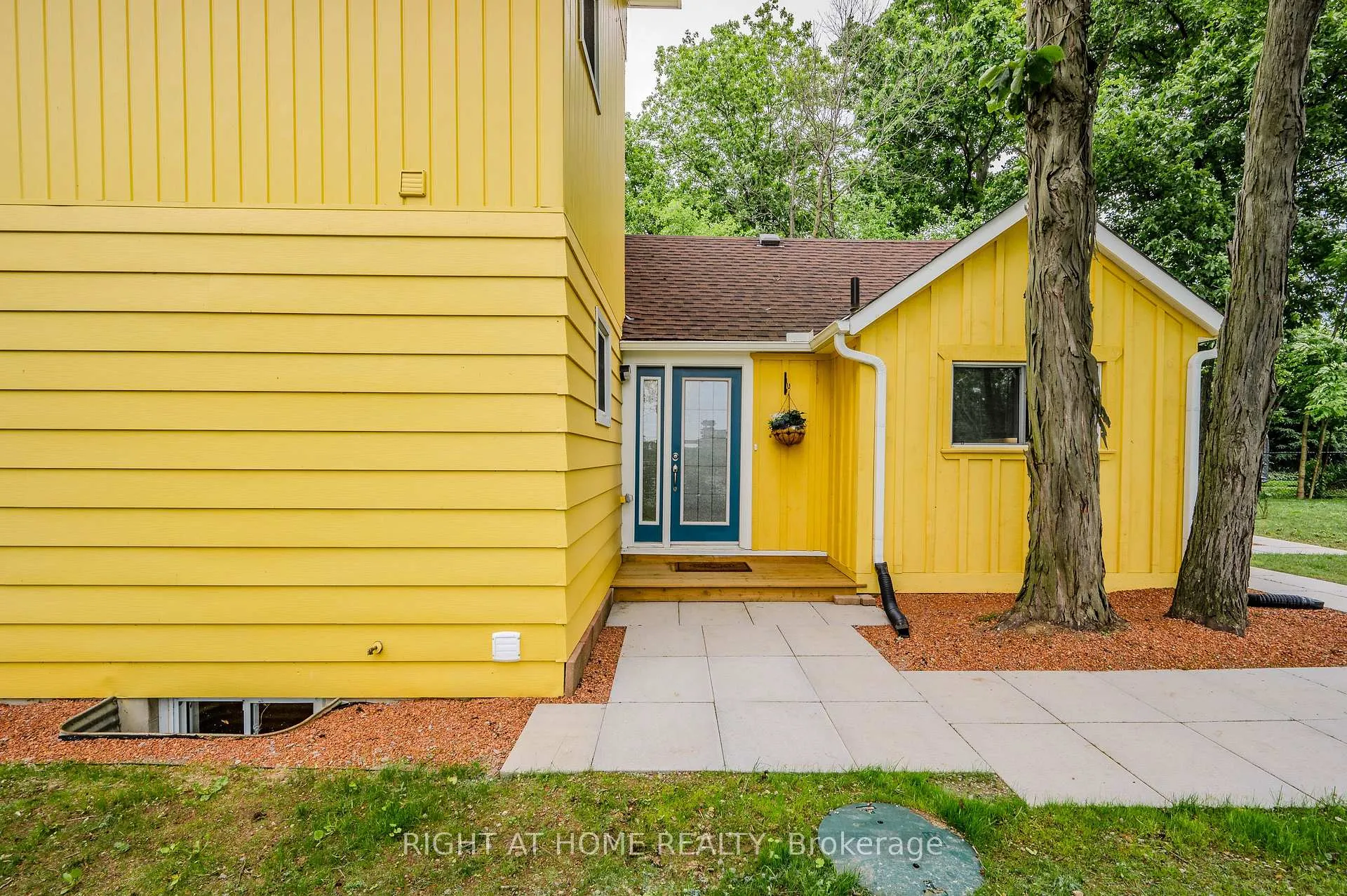 Photo 29 of 2 Campview Road, Hamilton, Winona Park — HOMEH