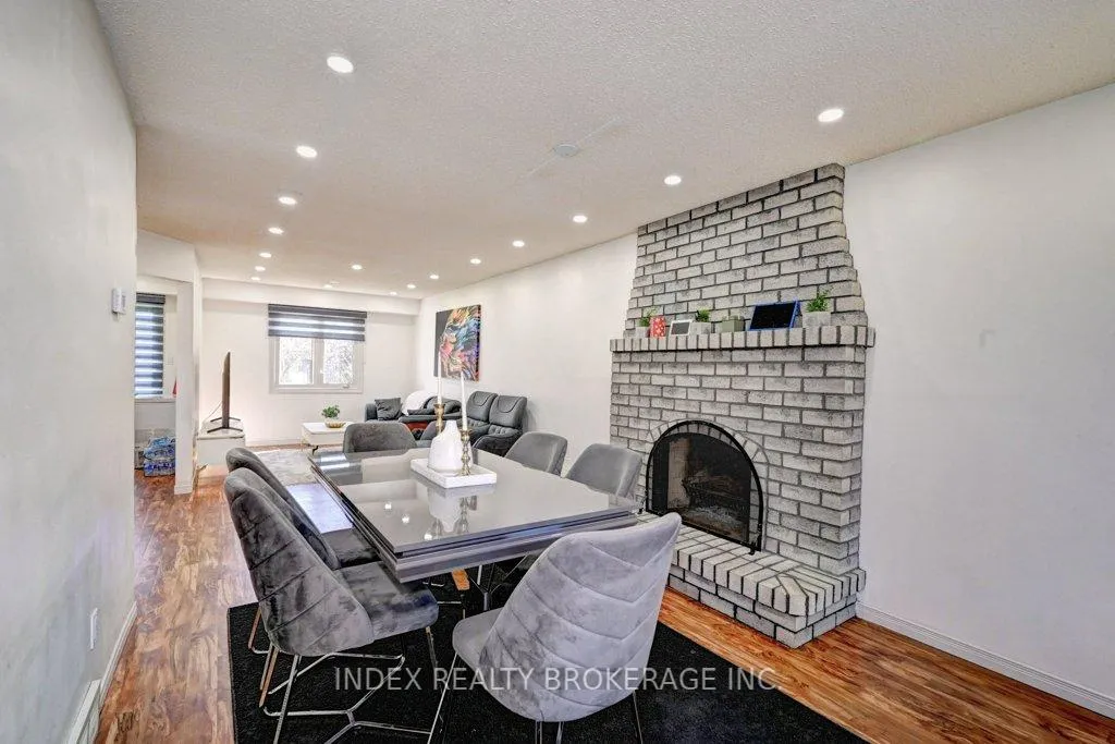 Photo 6 of 30 Maxwell Drive, Kitchener — HOMEH