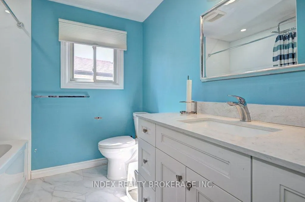 Photo 27 of 30 Maxwell Drive, Kitchener — HOMEH