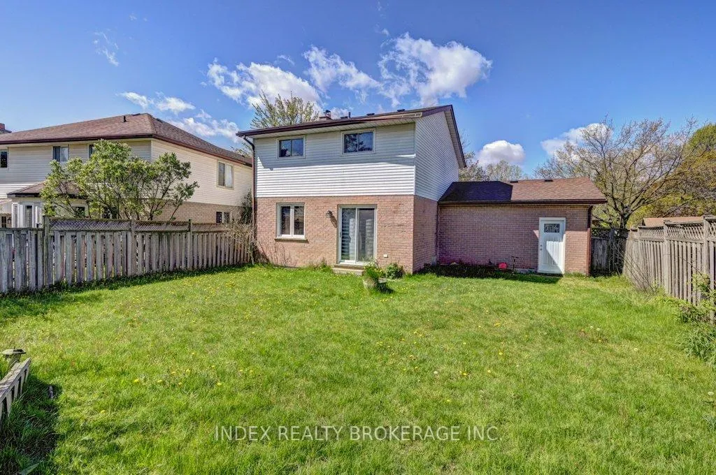 Photo 39 of 30 Maxwell Drive, Kitchener — HOMEH