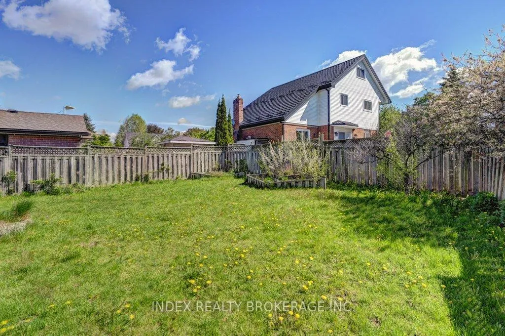 Photo 40 of 30 Maxwell Drive, Kitchener — HOMEH
