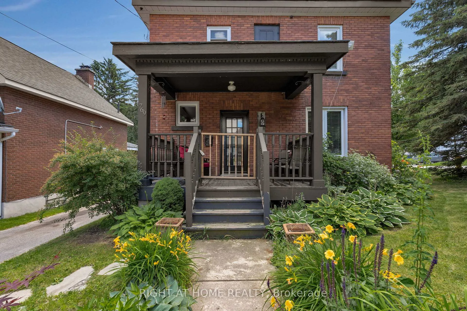 Photo 4 of 769 Hugel Avenue, Midland — HOMEH