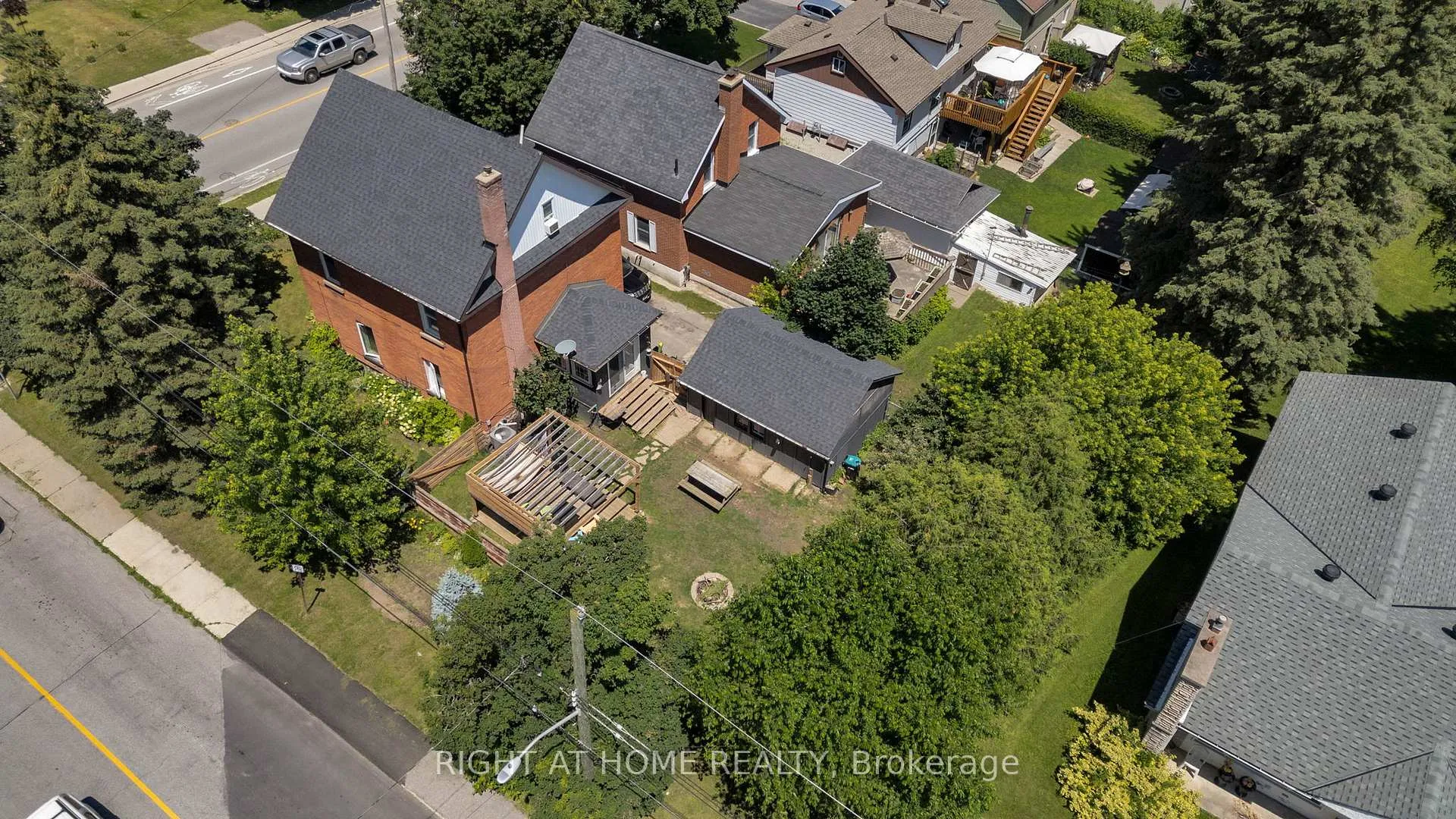 Photo 29 of 769 Hugel Avenue, Midland — HOMEH