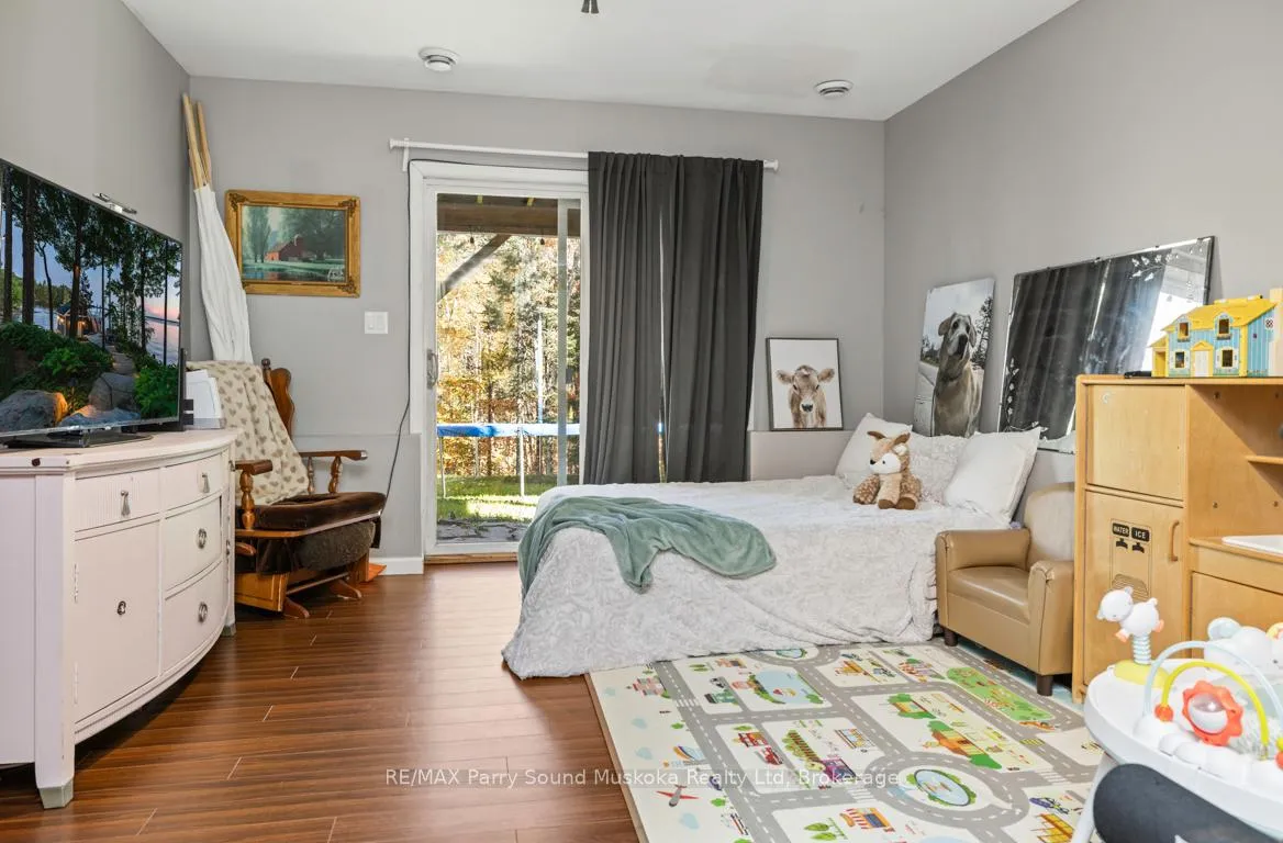 Photo 23 of 312 Centre Road, McKellar — HOMEH