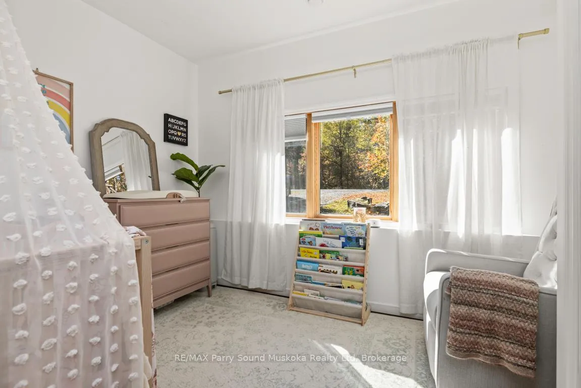 Photo 33 of 312 Centre Road, McKellar — HOMEH