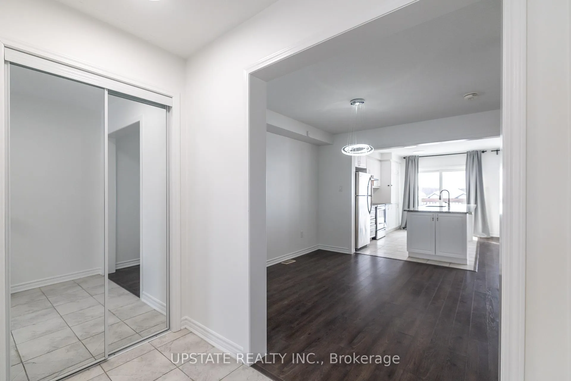 Photo 5 of 122 Watermill Street, Kitchener, Doon South — HOMEH