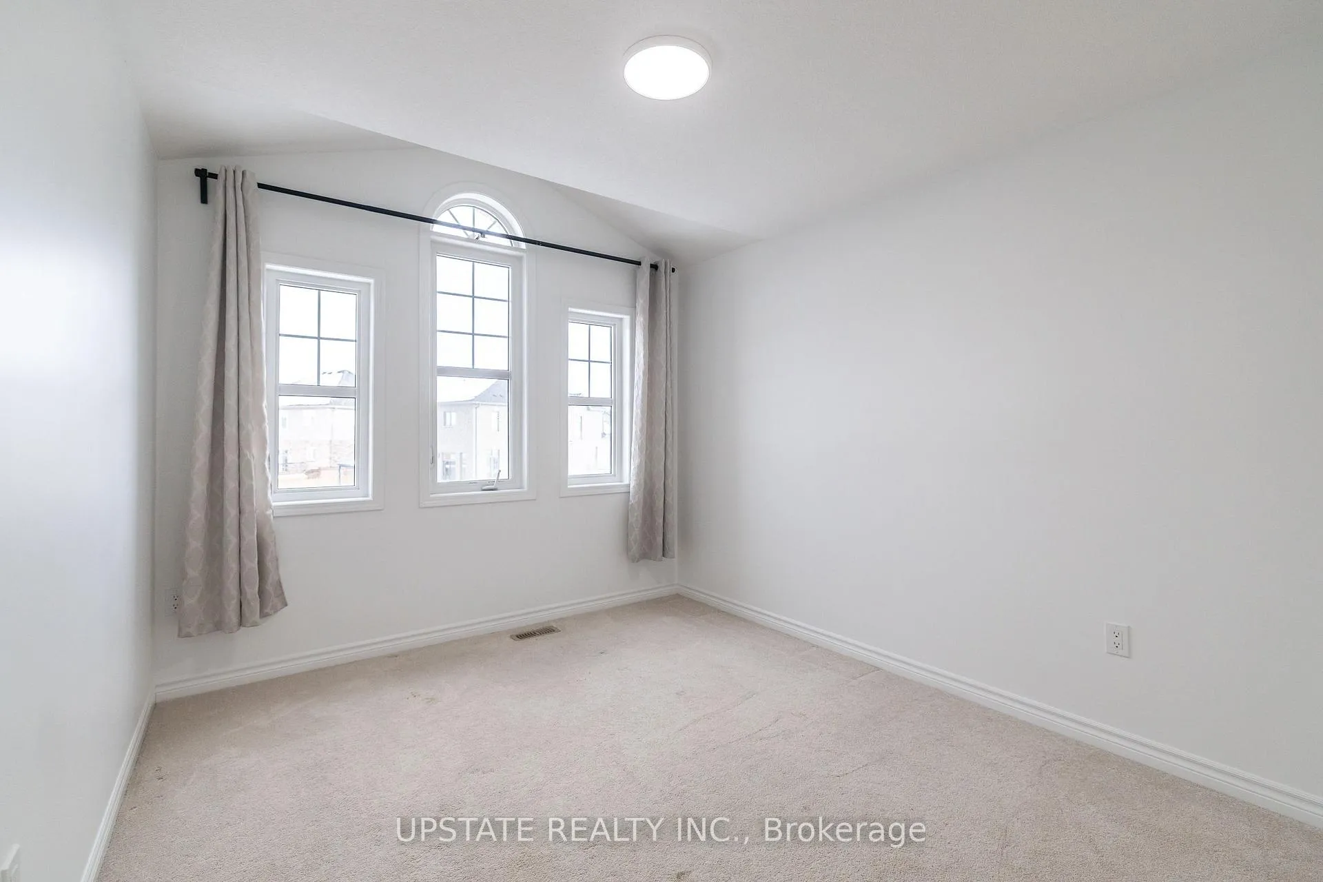 Photo 25 of 122 Watermill Street, Kitchener, Doon South — HOMEH