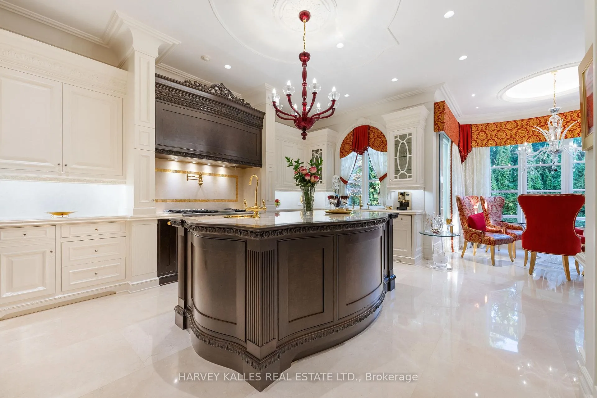 Photo 13 of 215 Strathallan Wood, Toronto, Bedford Park-Nortown — HOMEH